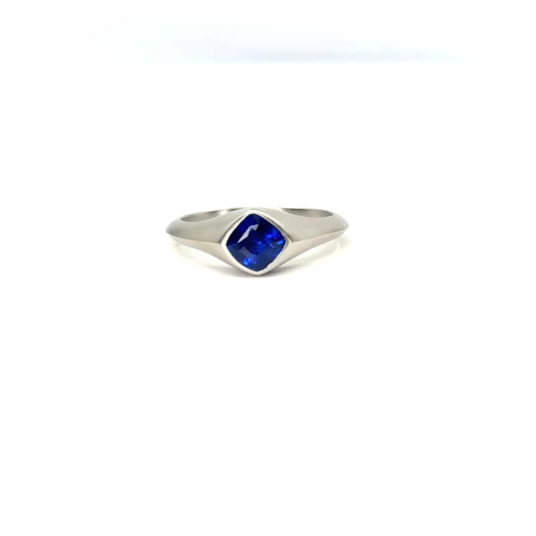 Mishal Petit Royal Blue Sapphire