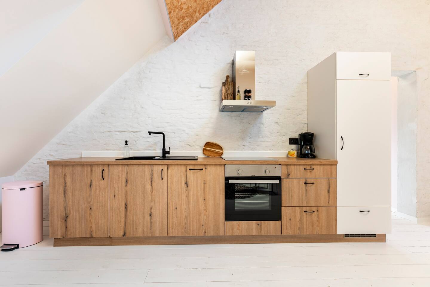 Weekend 2- (4Guest)Festival Stay with Designer Loft, Private Parking