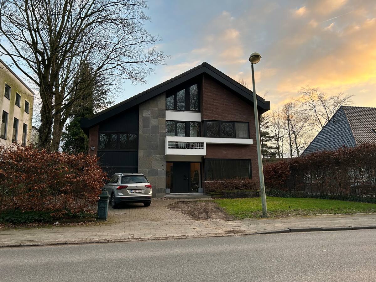 Weekend 2– 6 Guest Boom Private Villa +Walking distance festival