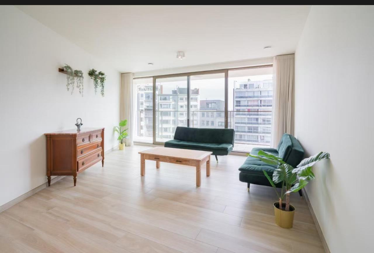  Weekend 2 Apartment Package (2 Guests) - Opera Square Apartments
