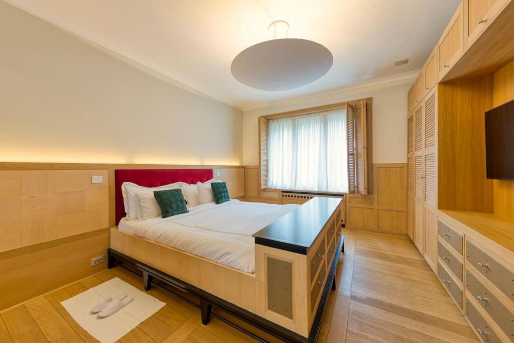 Weekend 2  4P Luxury Apartment Package  
