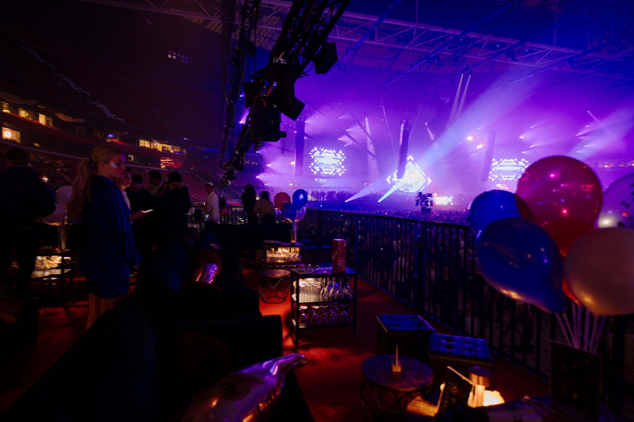 VIP GOLD – Premium Table