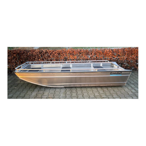 F301 Flachbodenboot