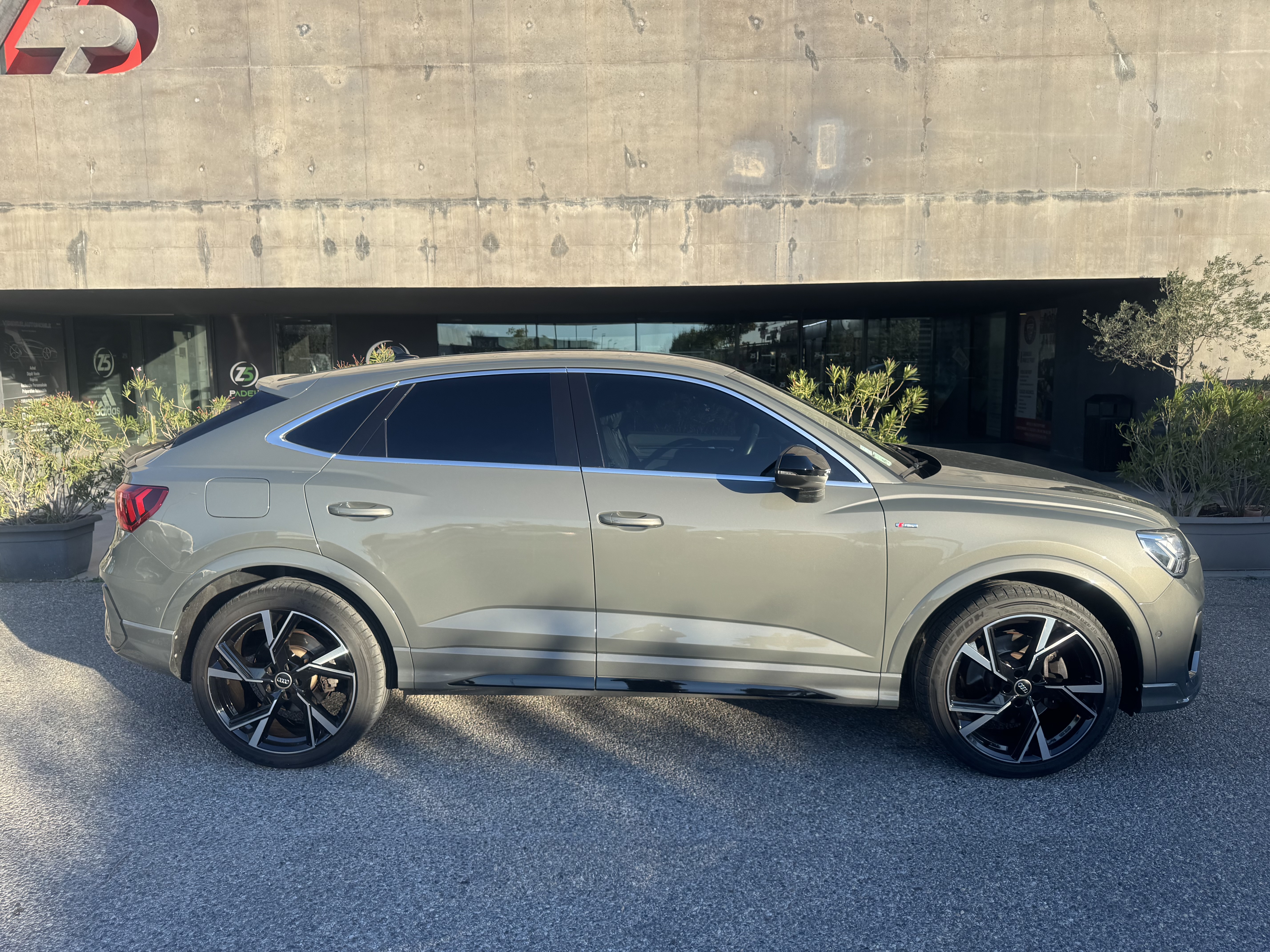 AUDI Q3 45 TFSI QUATTRO SLINE S TRONIC 7 MATRIX