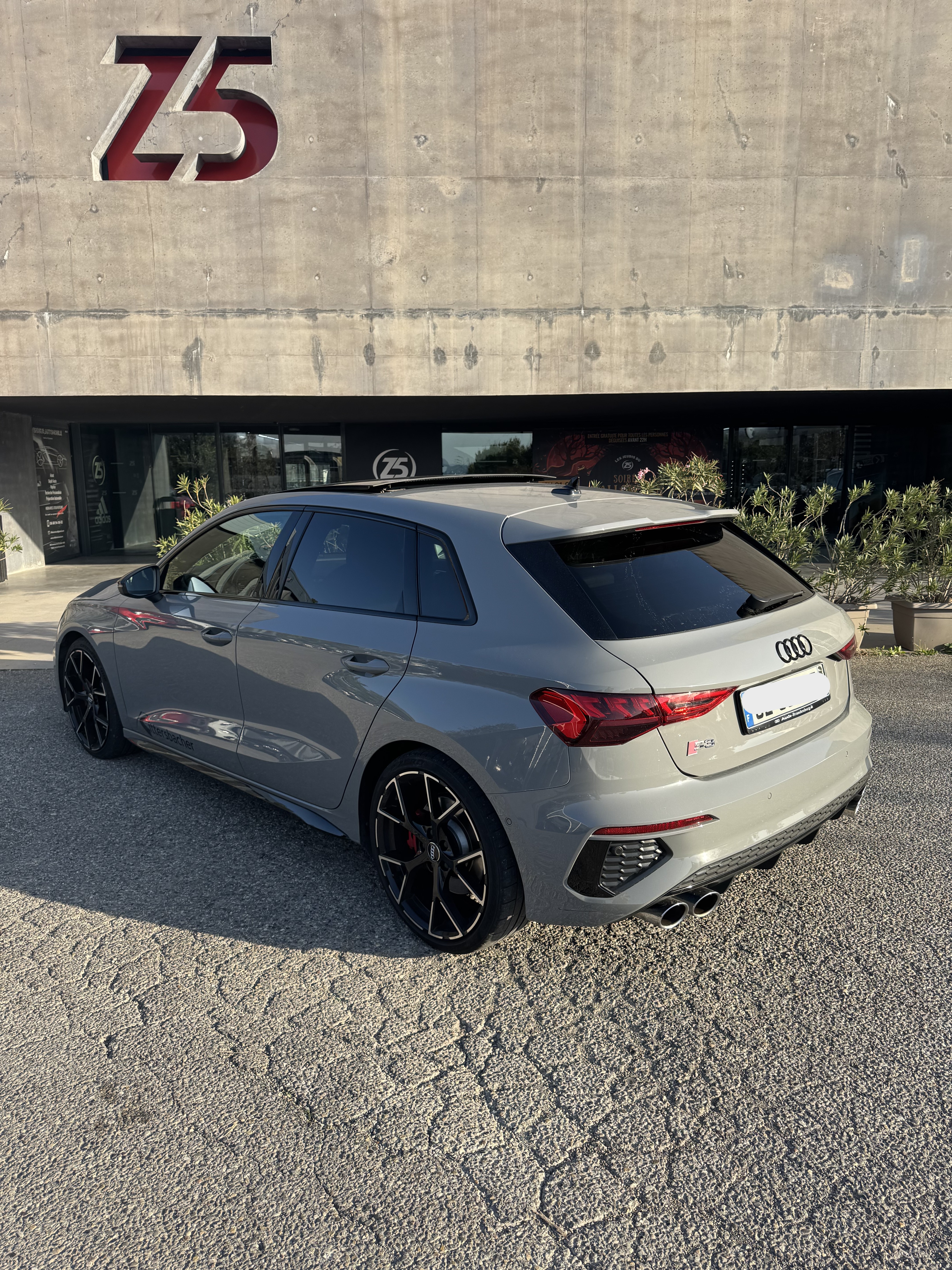 Audi S3 sportback 310 S tronic 7 Quattro Série spéciale Gris Nardo (RARE)