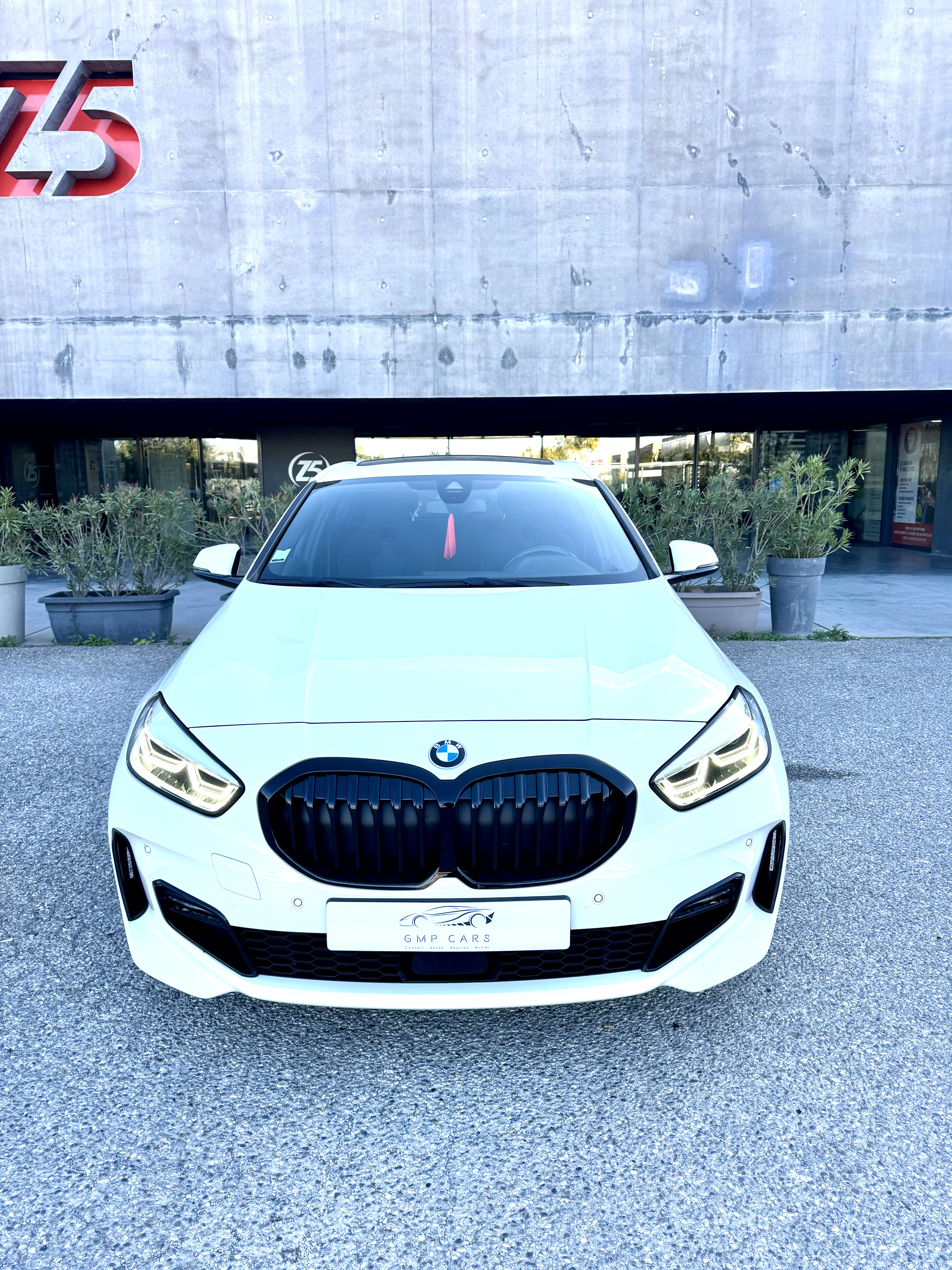 BMW 118iA 136ch M Sport Shadow Line toit ouvrant panoramique (rare) DKG7
