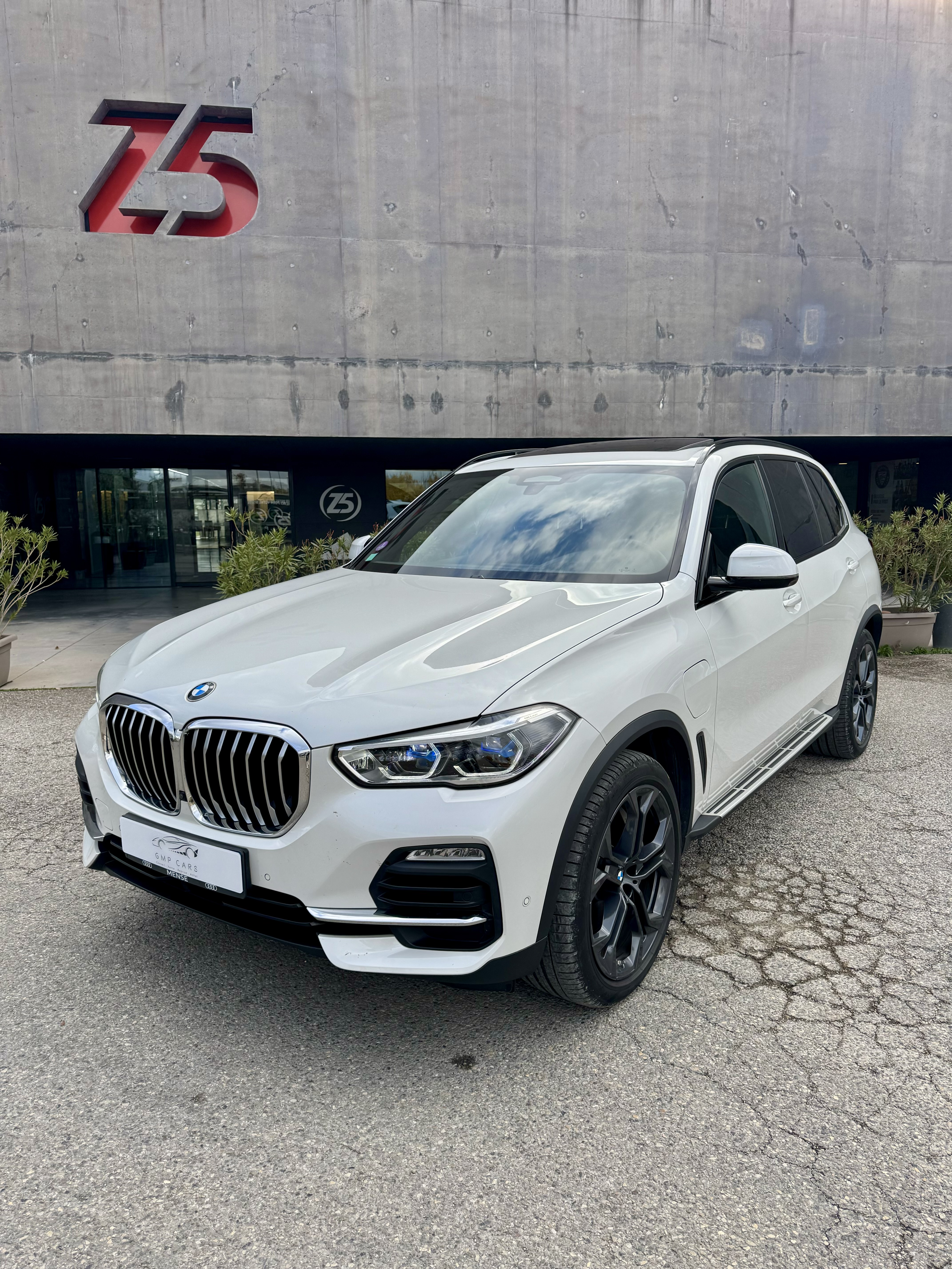 BMW X5 545eA xDrive 394ch Luxury Steptronic