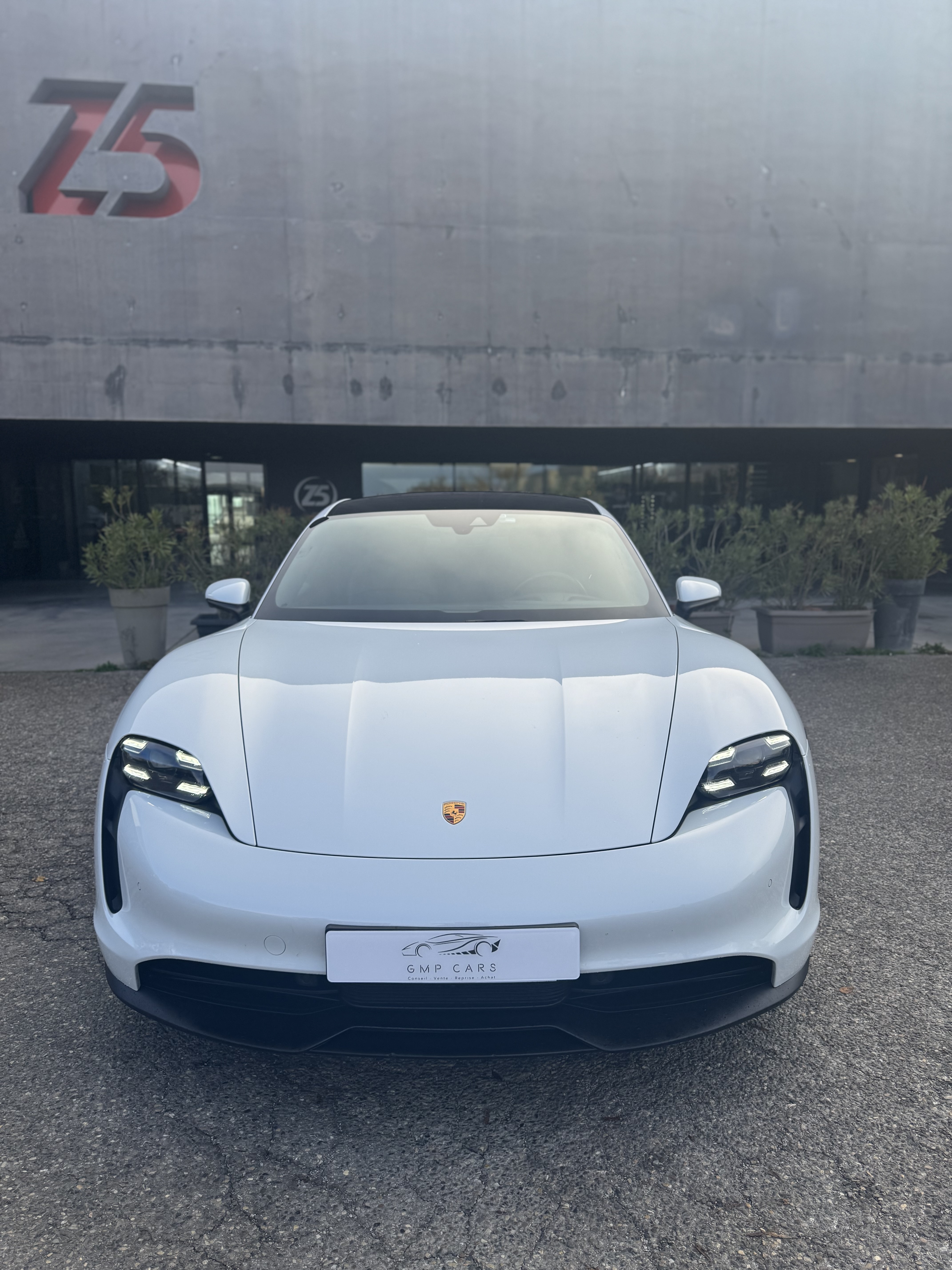 Porsche Taycan 571 ch Batterie performance plus