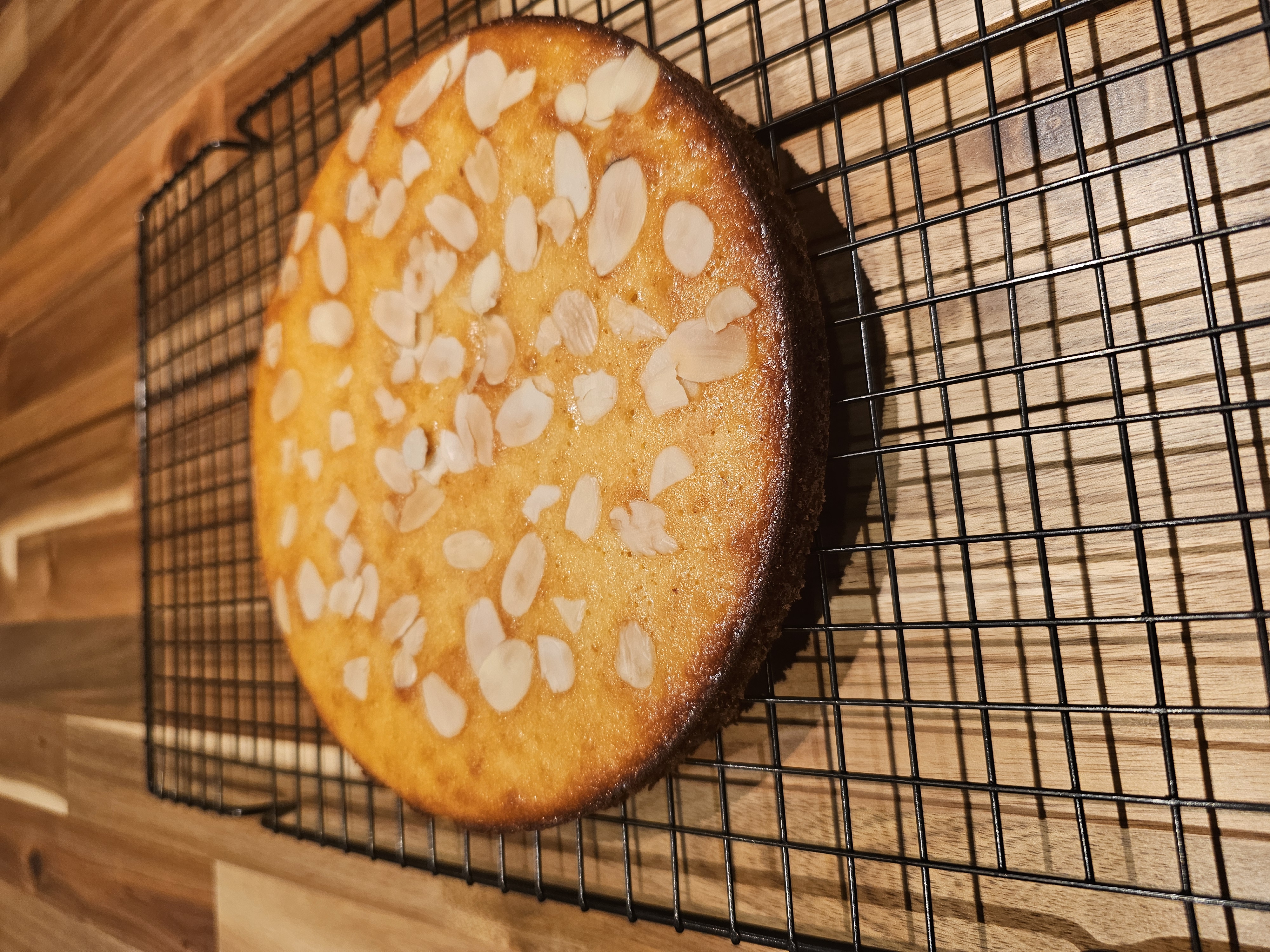 TORTA CAPRESSE DE LIMÃO SICILIANO