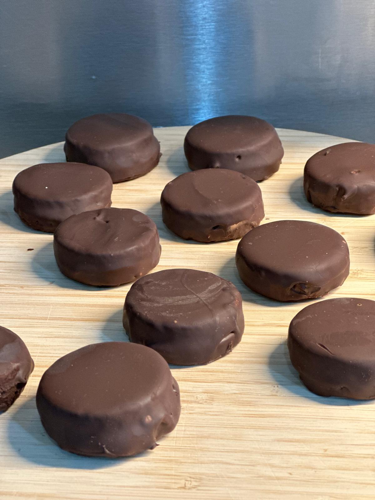 Alfajor Tradicional Coberto com Chocolate
