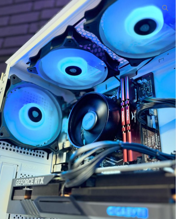 Desktop VULCAN16G