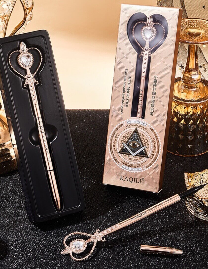 EYELINER NOIR BAGUETTE MAGIQUE - PRECIS & LONGUE TENUE