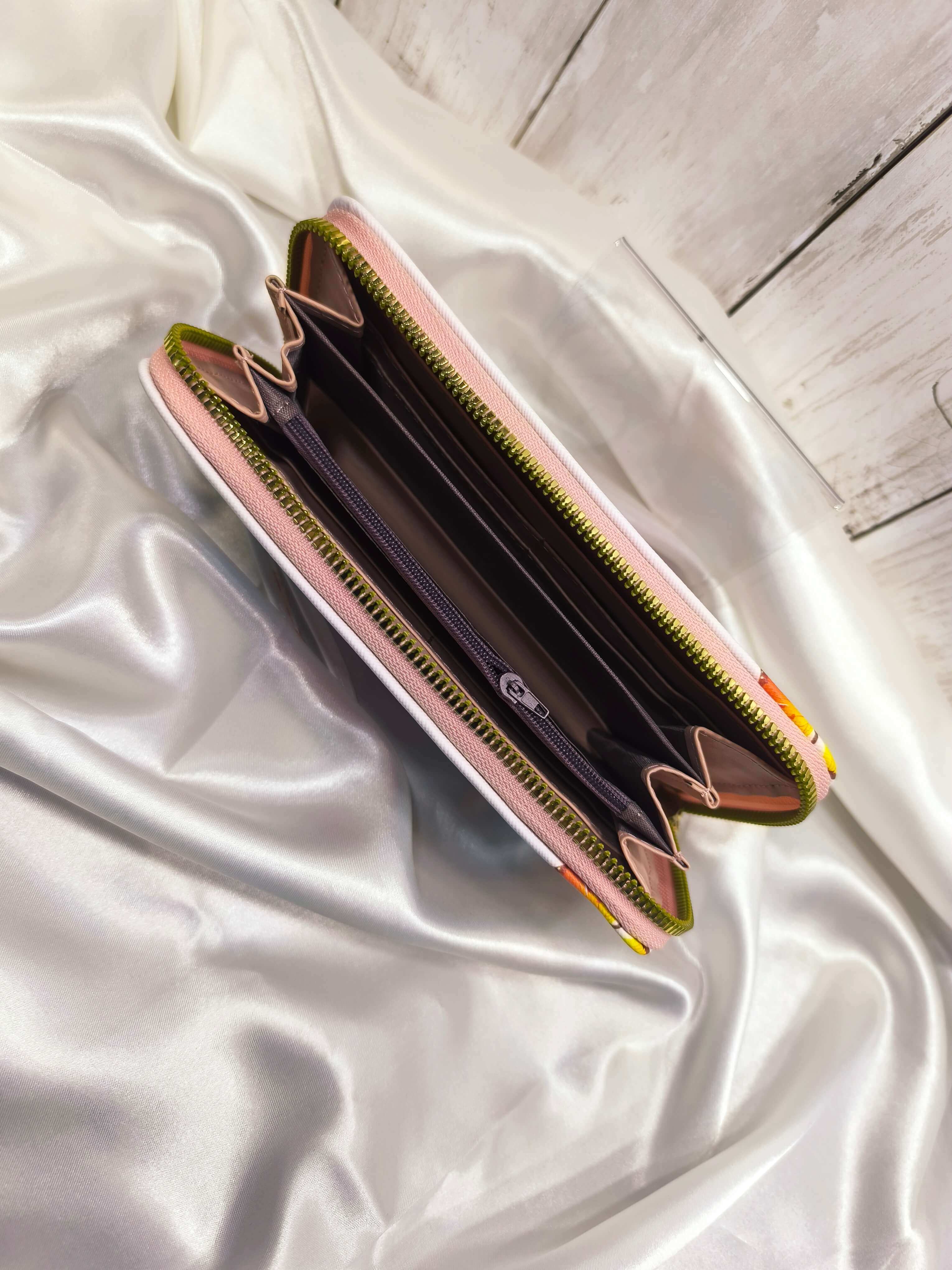 PORTEFEUILLE FEMME - MOTIF PAPILLON - ELEGANT, LEGER & RESISTANT