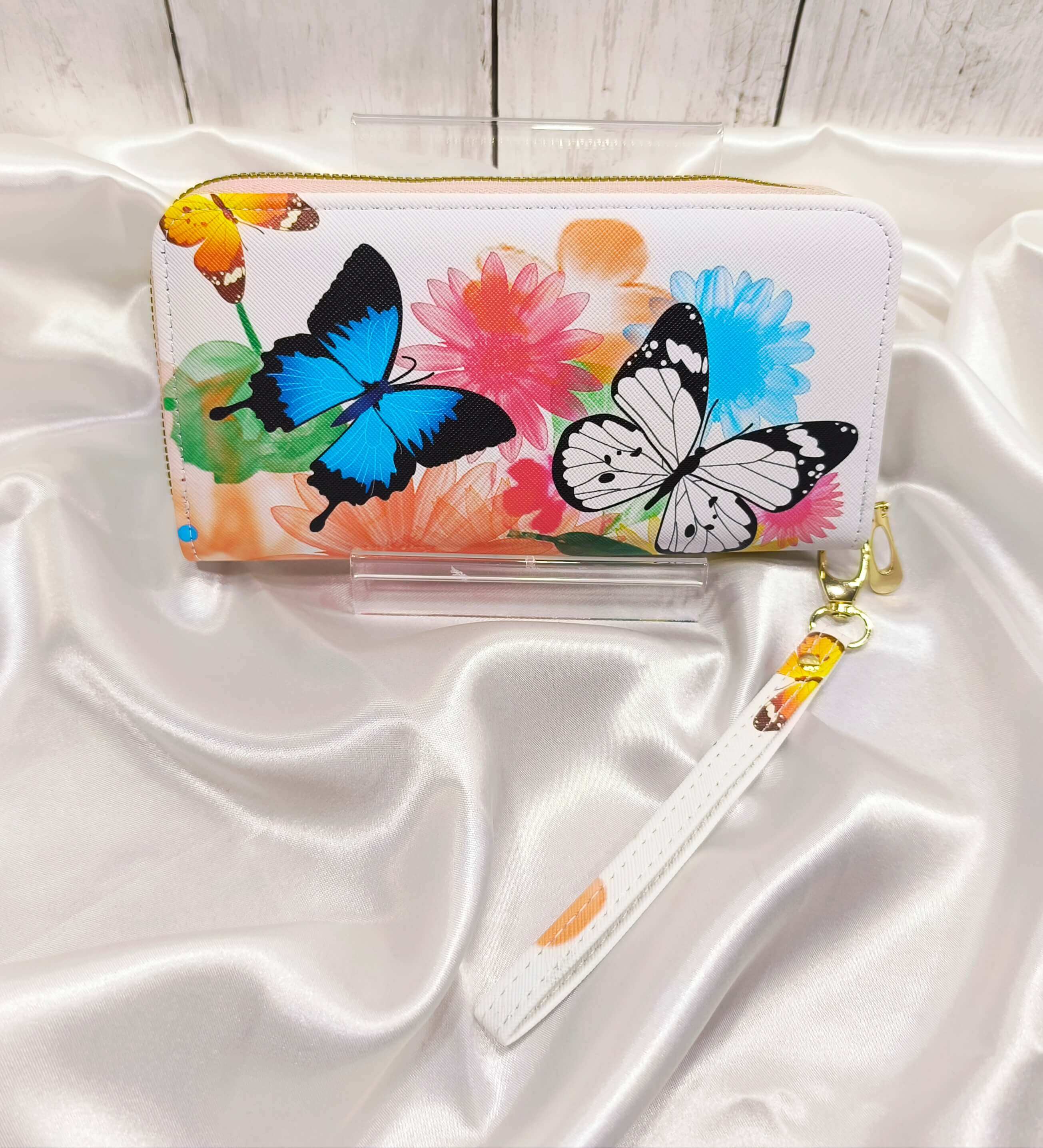 PORTEFEUILLE FEMME - MOTIF PAPILLON - ELEGANT, LEGER & RESISTANT