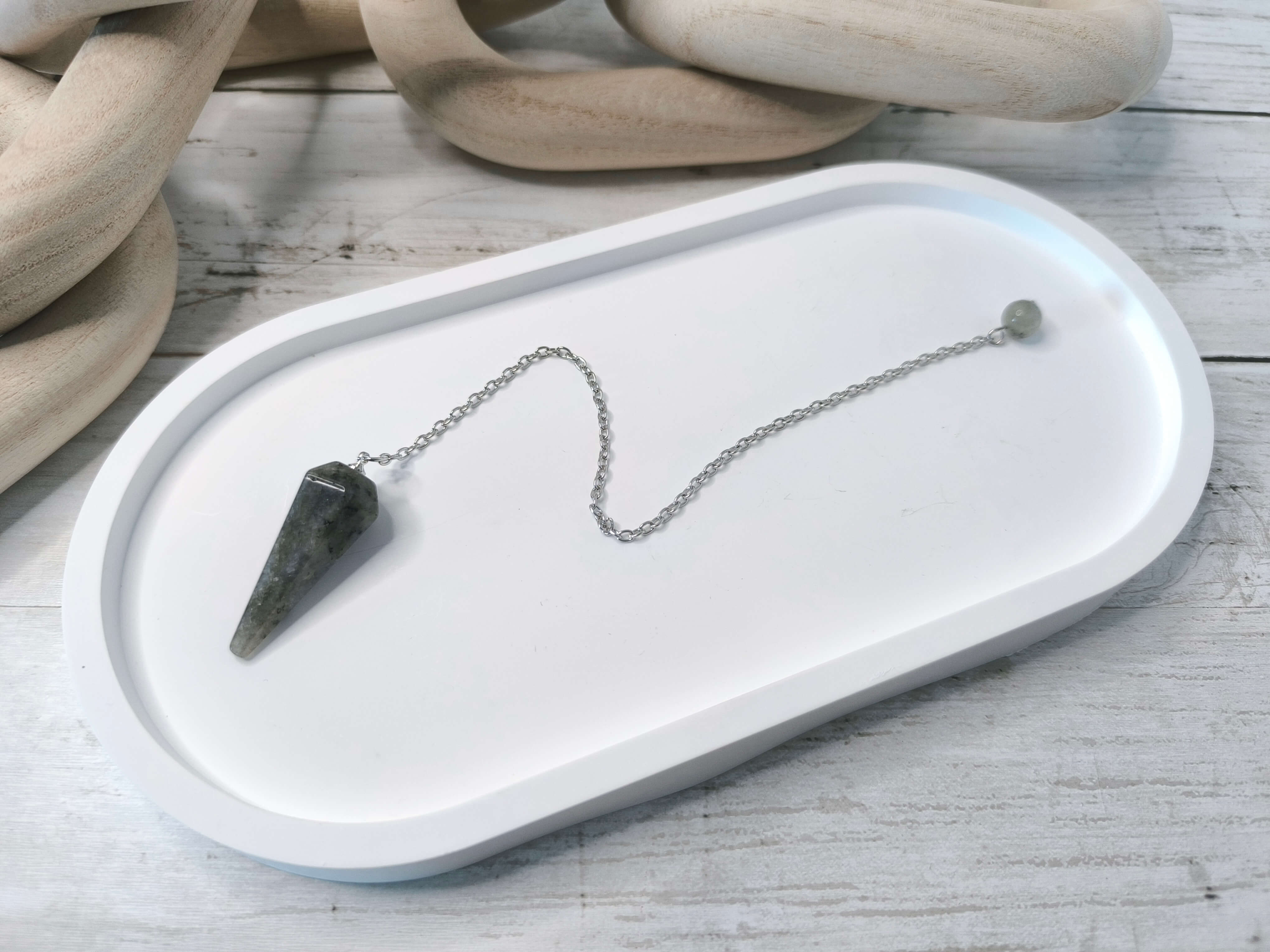 PENDULE DIVINATOIRE - LABRADORITE - PROTECTION, INTUITION & LUMIERE INTERIEURE