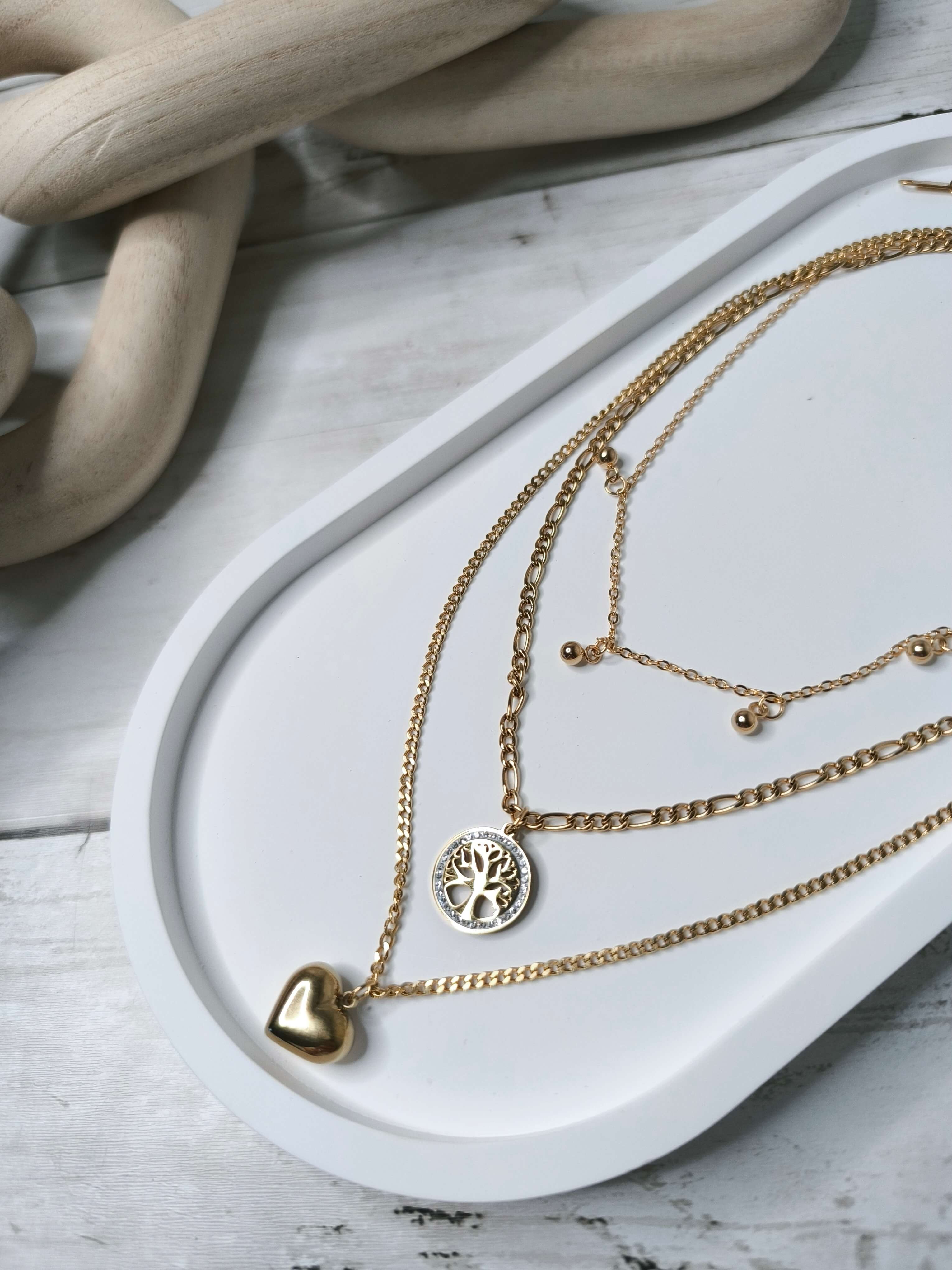 COLLIER FEMME - TROIS NIVEAUX - ACIER AU TITANE - PERLES, ARBRE DE VIE & COEUR DORE