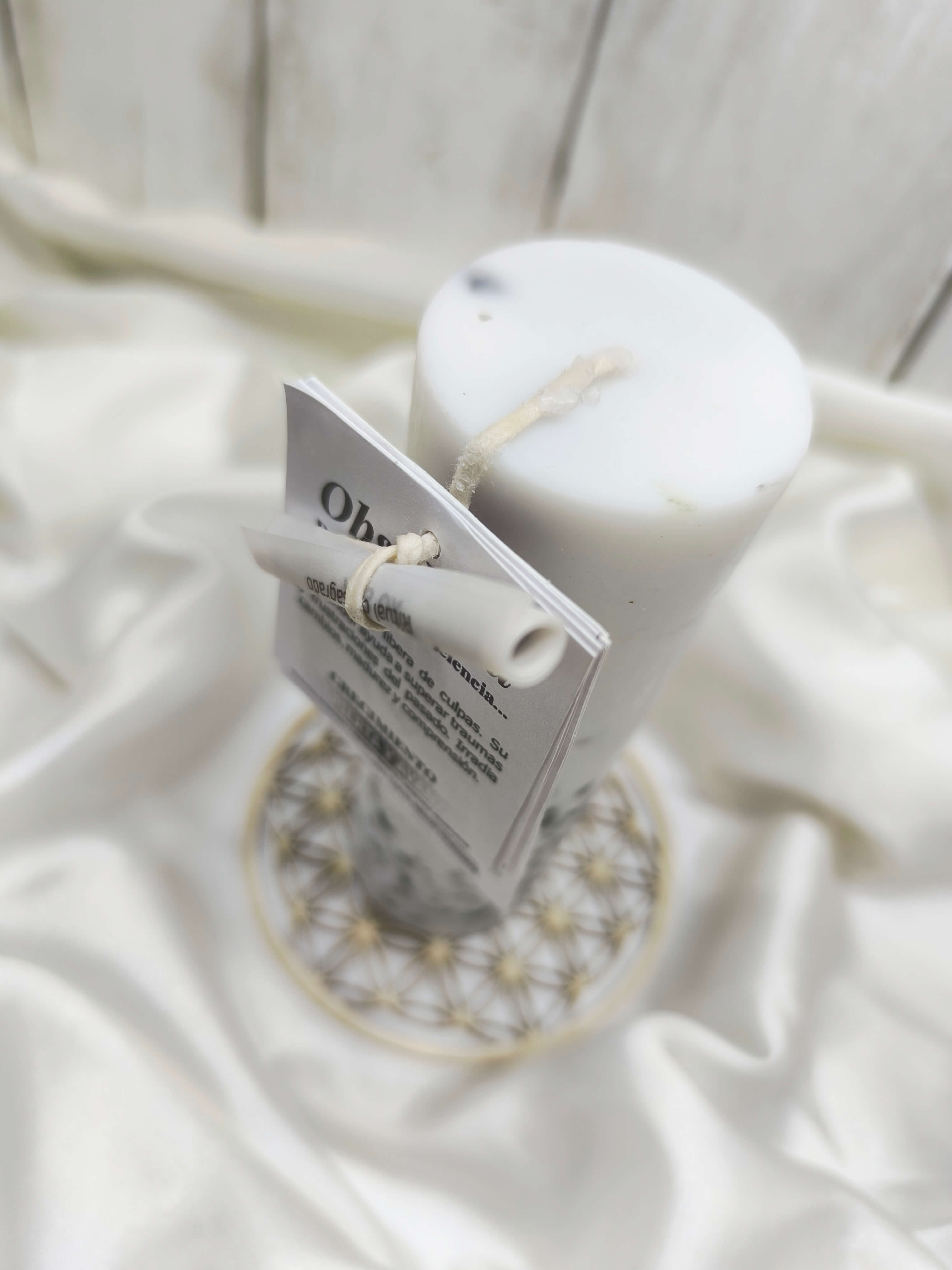 BOUGIE ARTISANALE A L'OBSIDIENNE - LIBERATION & CROISSANCE INTERIEURE