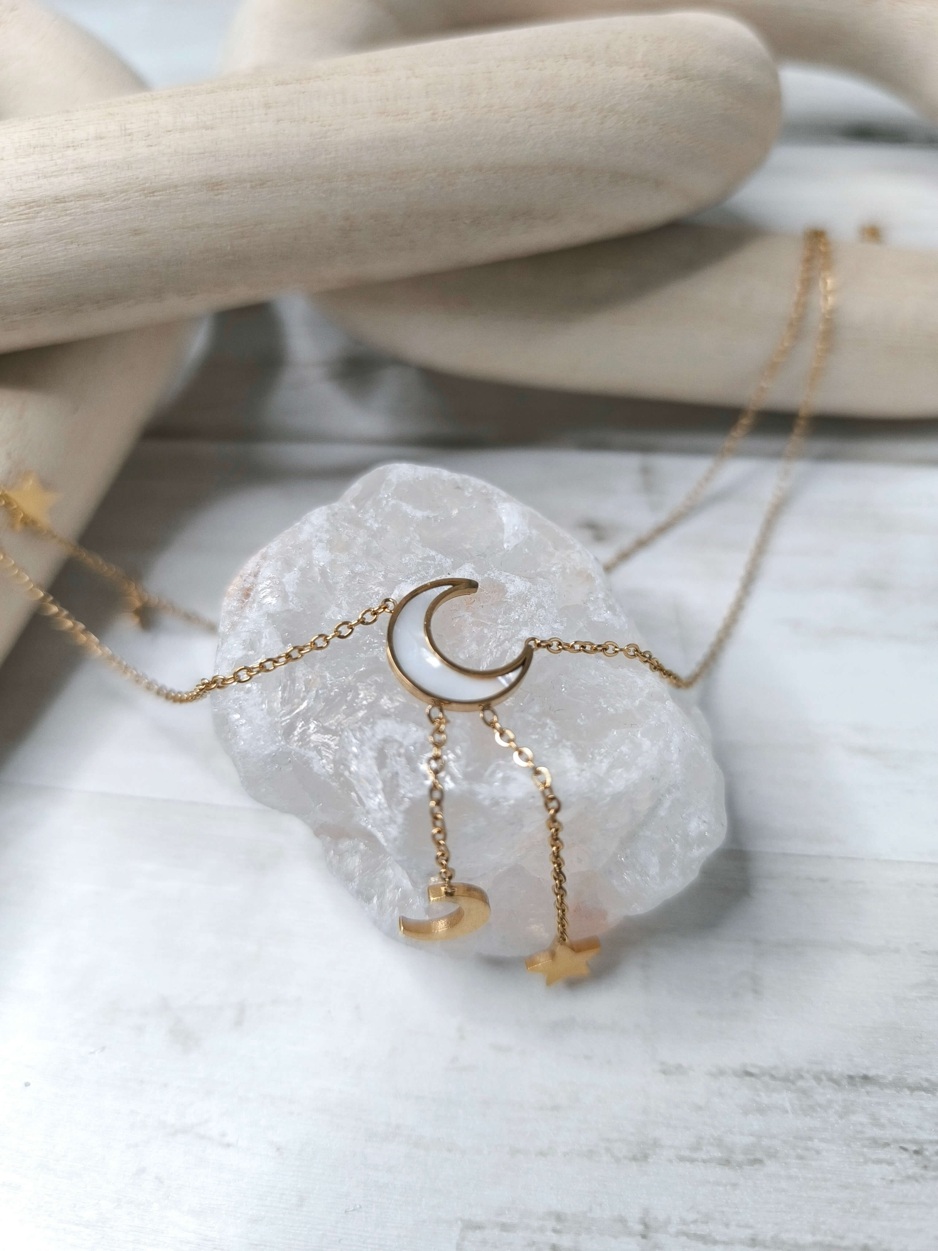 COLLIER FEMME - DEUX NIVEAUX - ACIER INOXYDABLE 304 -  PENDENTIF ETOILES & DEMI LUNE ELEGANTS