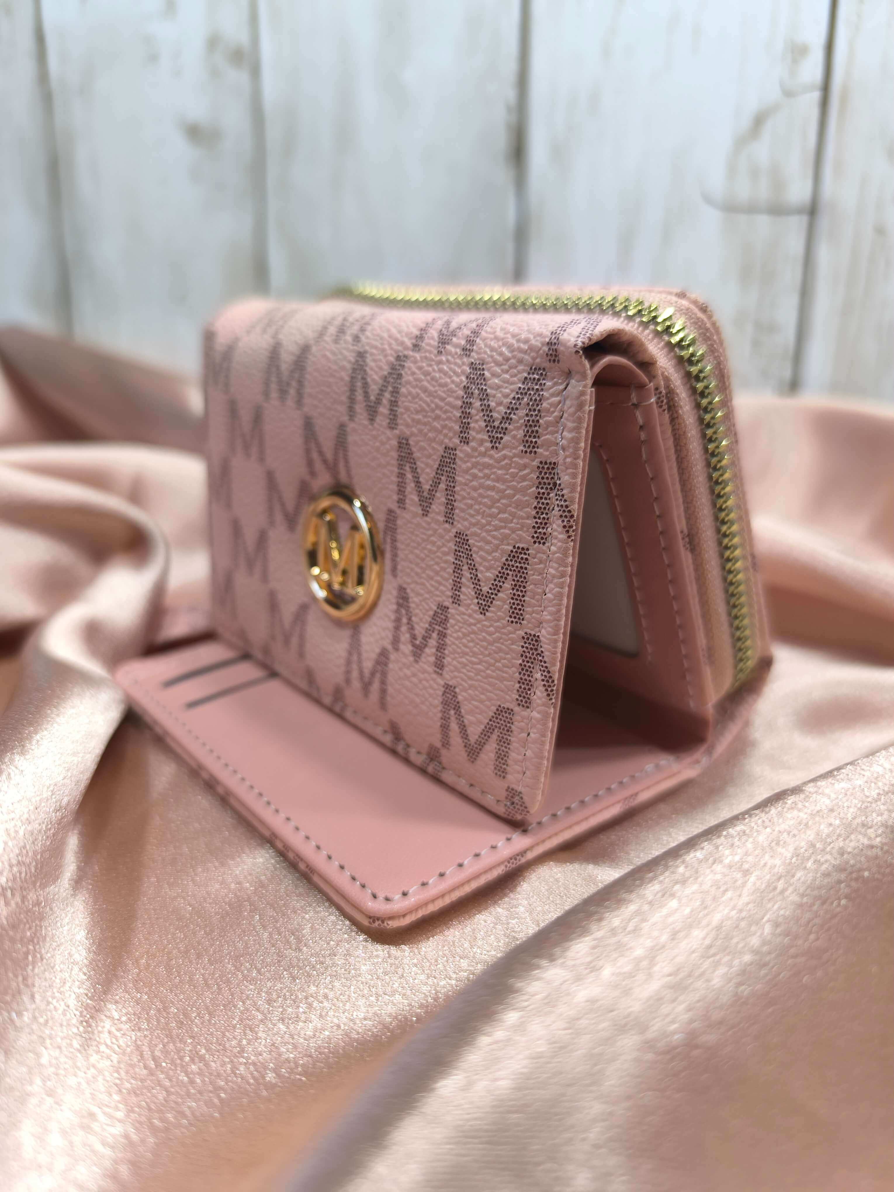 COFFRET CADEAU FEMME - PORTEFEUILLE ROSE, BRACELET CHARMS ELEPHANT & PORTE CLES OURSON STRASS