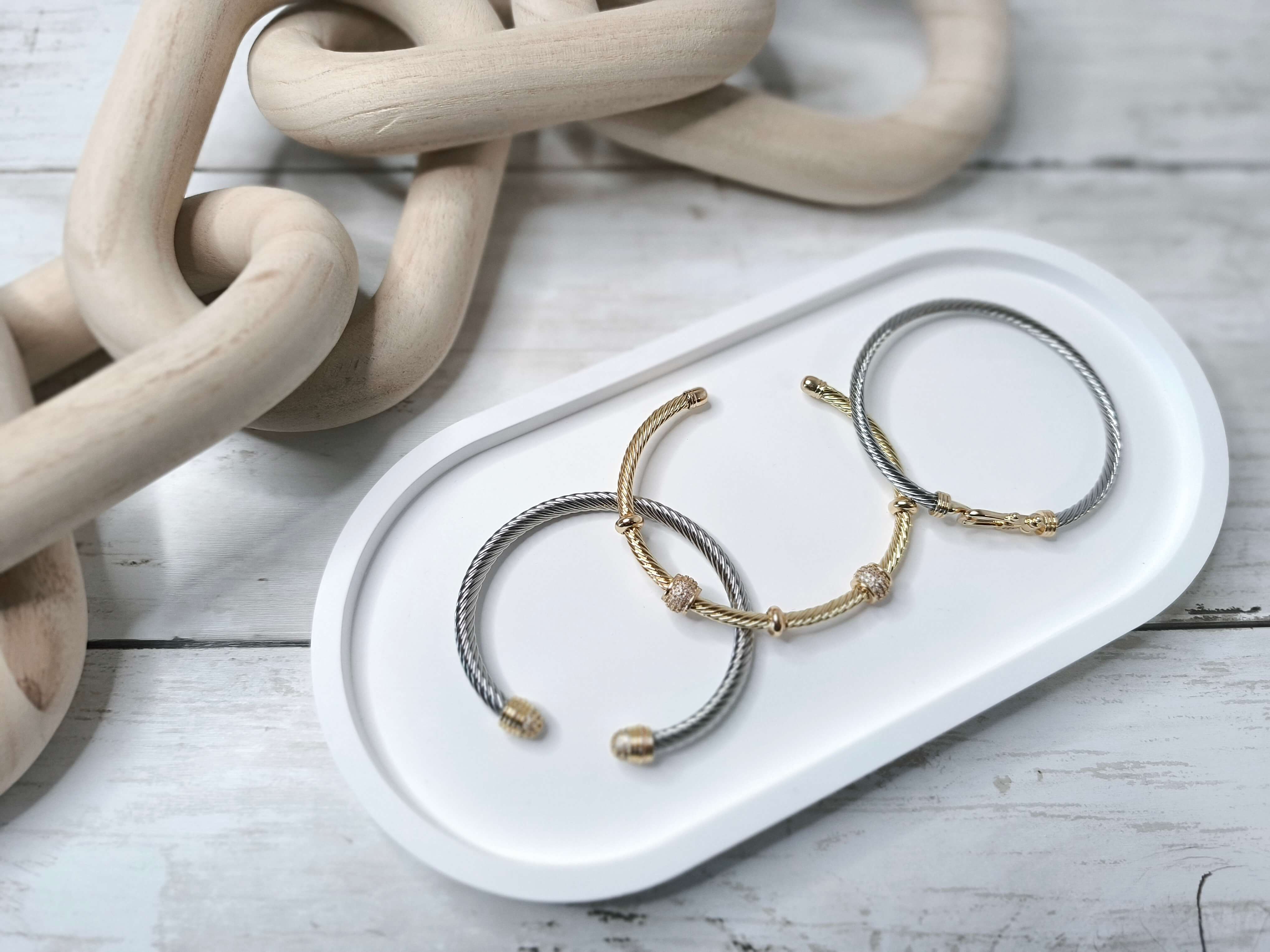 LOT DE 3 BRACELETS FEMME - GEOMETRIQUES - ACIER INOXYDABLE & OR 18K