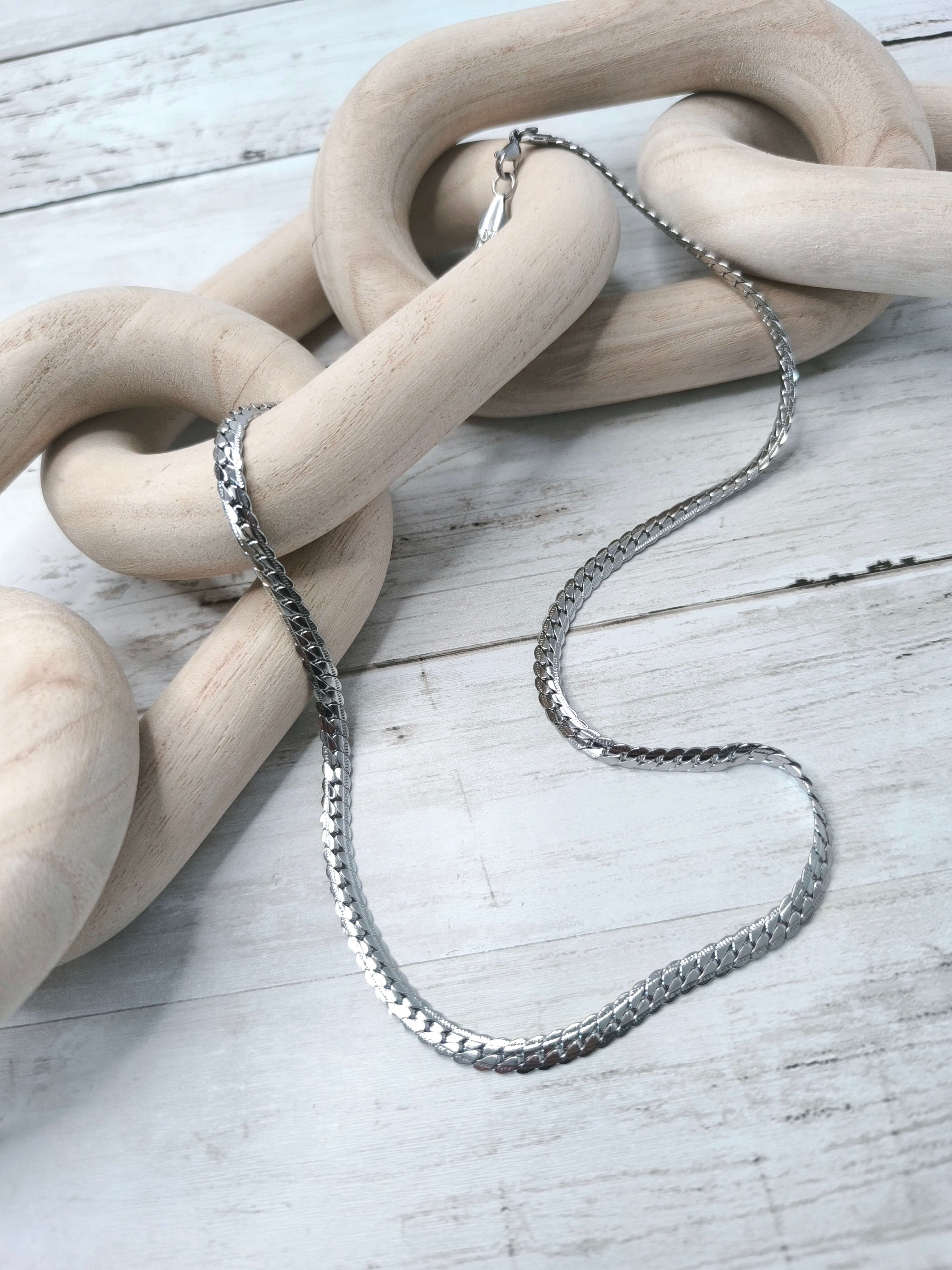 CHAINE HOMME - EN ACIER INOXYDABLE - MAILLES SERREES - 60 CM