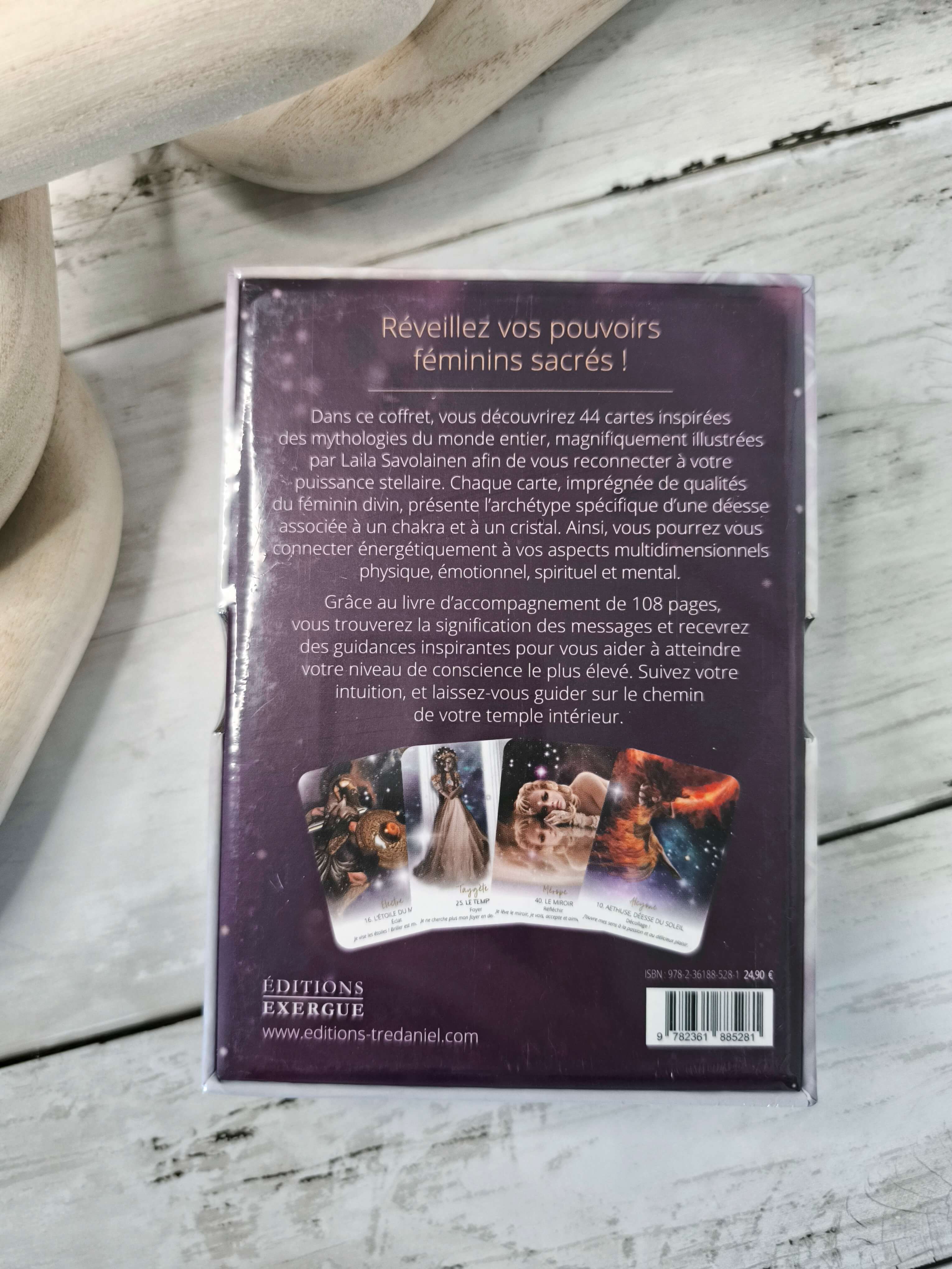 L'ORACLE DU TEMPLE DES ETOILES - 44 CARTES FEMININES + GUIDE