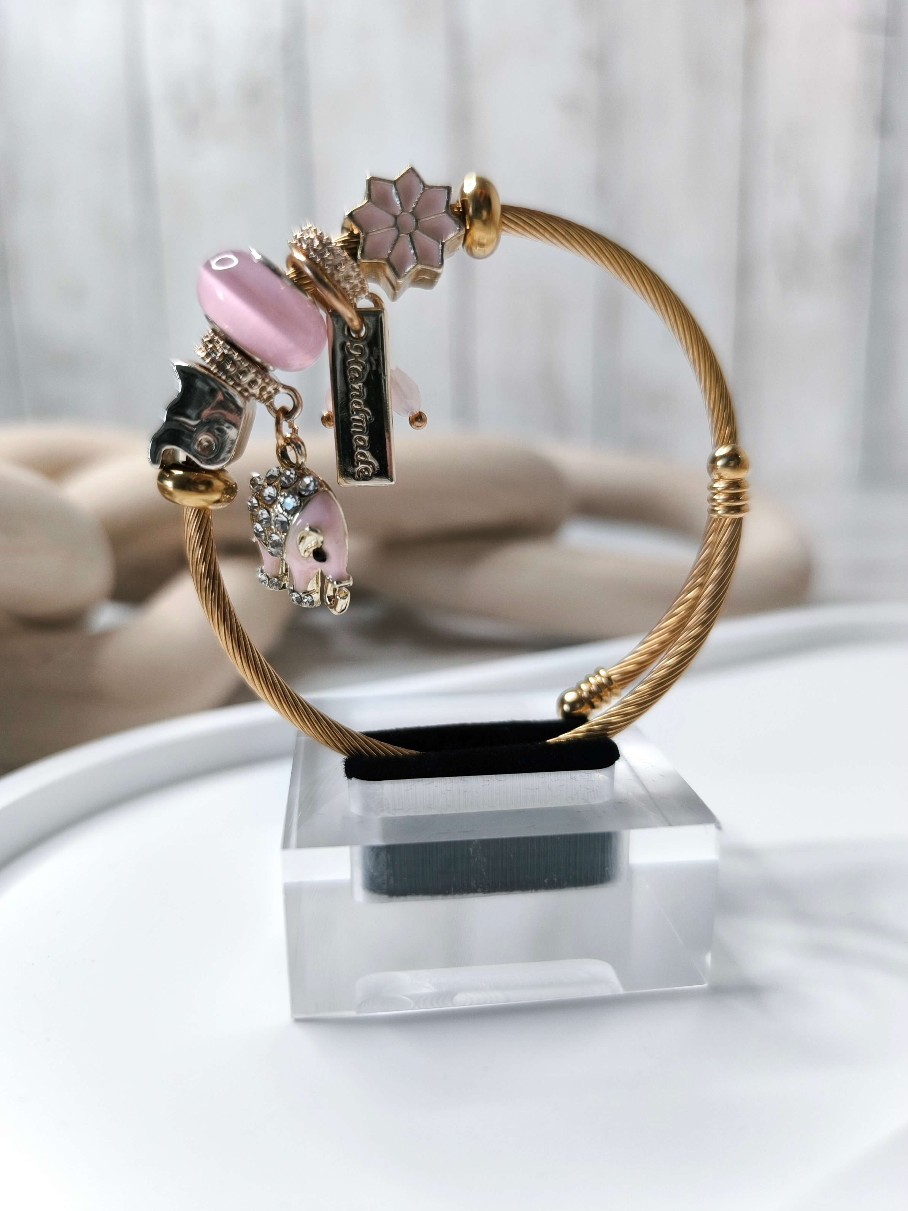 BRACELET FEMME - BRELOQUE - EN ACIER INOXYDABLE - PENDENTIF ELEPHANT & CHARMS DECORATIFS