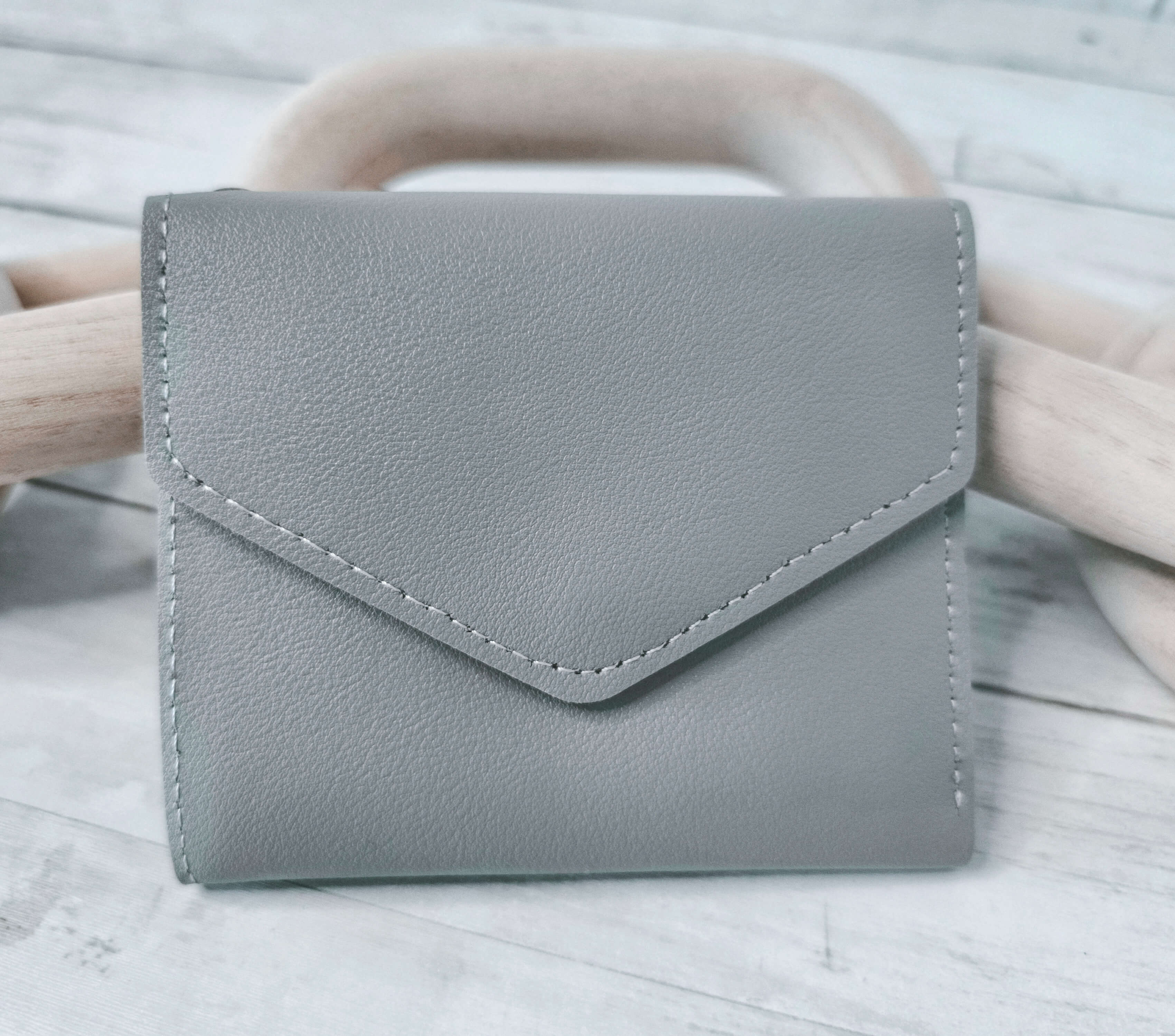 Coffret Cadeau Femme – Parure Argent & Portefeuille Gris Clair – Edition Noël Premium