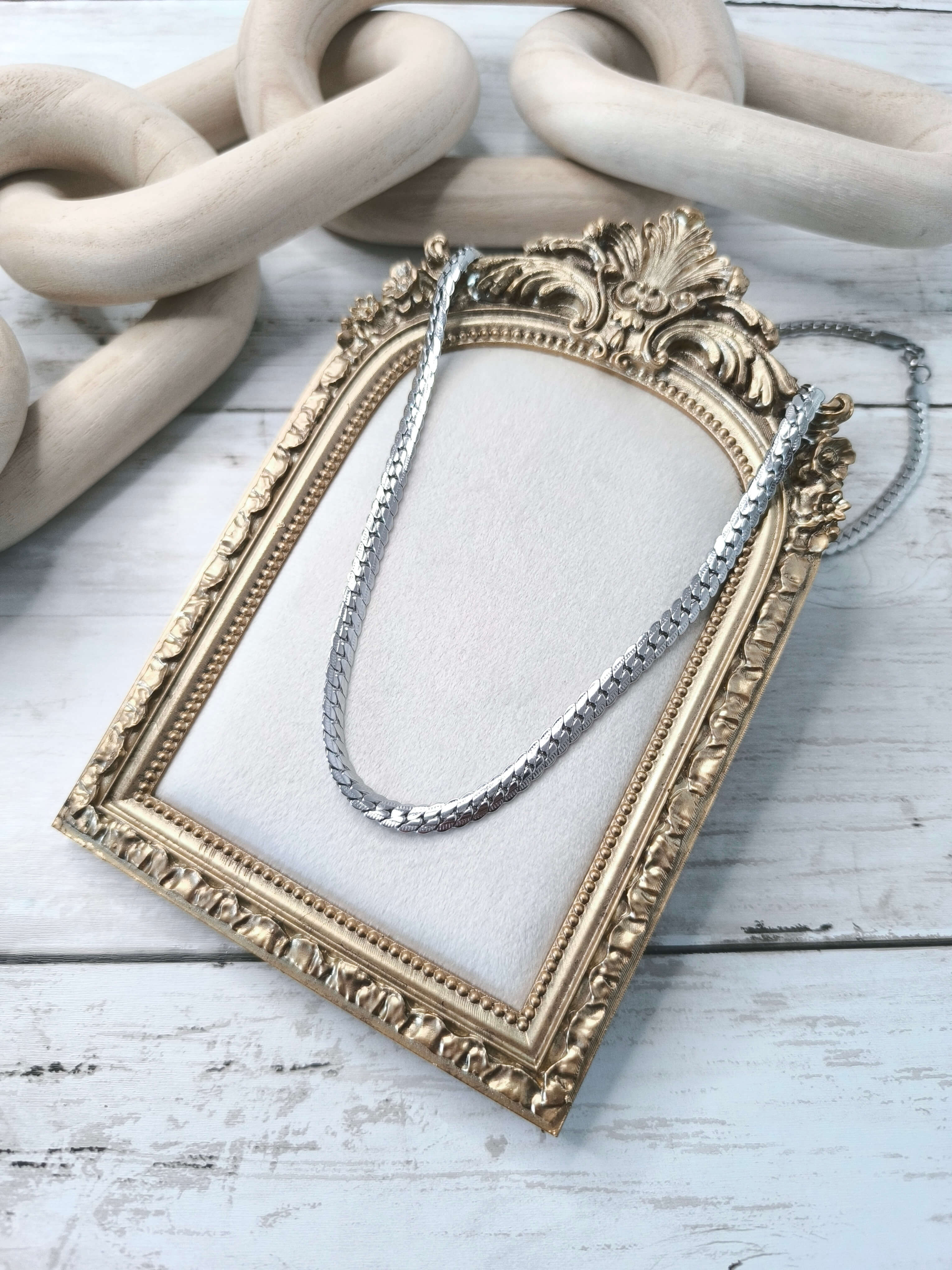 CHAINE HOMME - EN ACIER INOXYDABLE - MAILLES SERREES - 60 CM