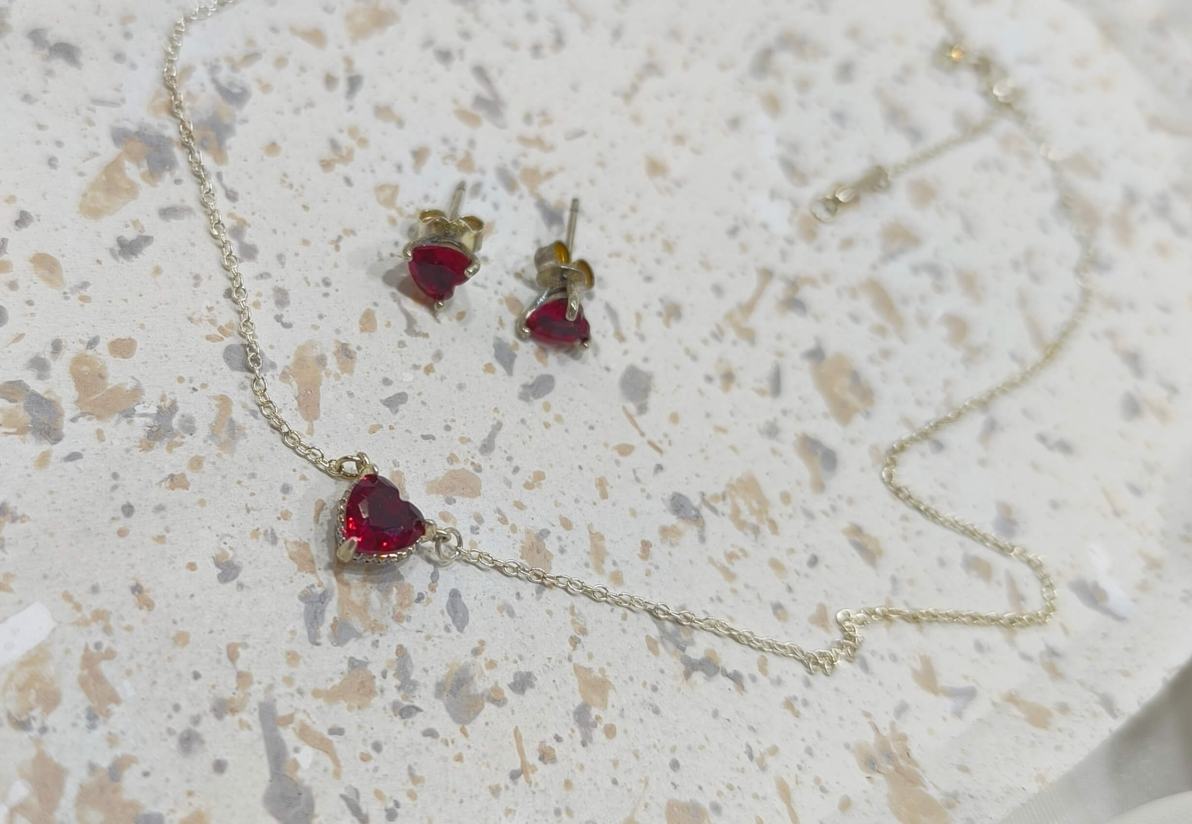PARURE COEUR ROUGE - COLLIER & BOUCLES D'OREILLES - EN ARGENT STERLING 925 
