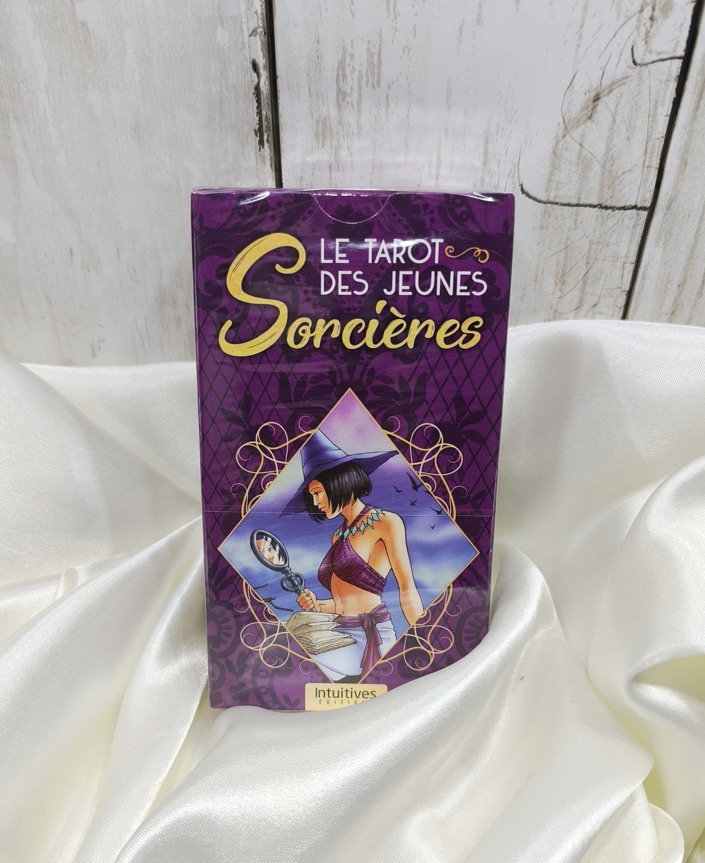 LE TAROT DES JEUNES SORCIERES - 78 CARTES + LIVRE