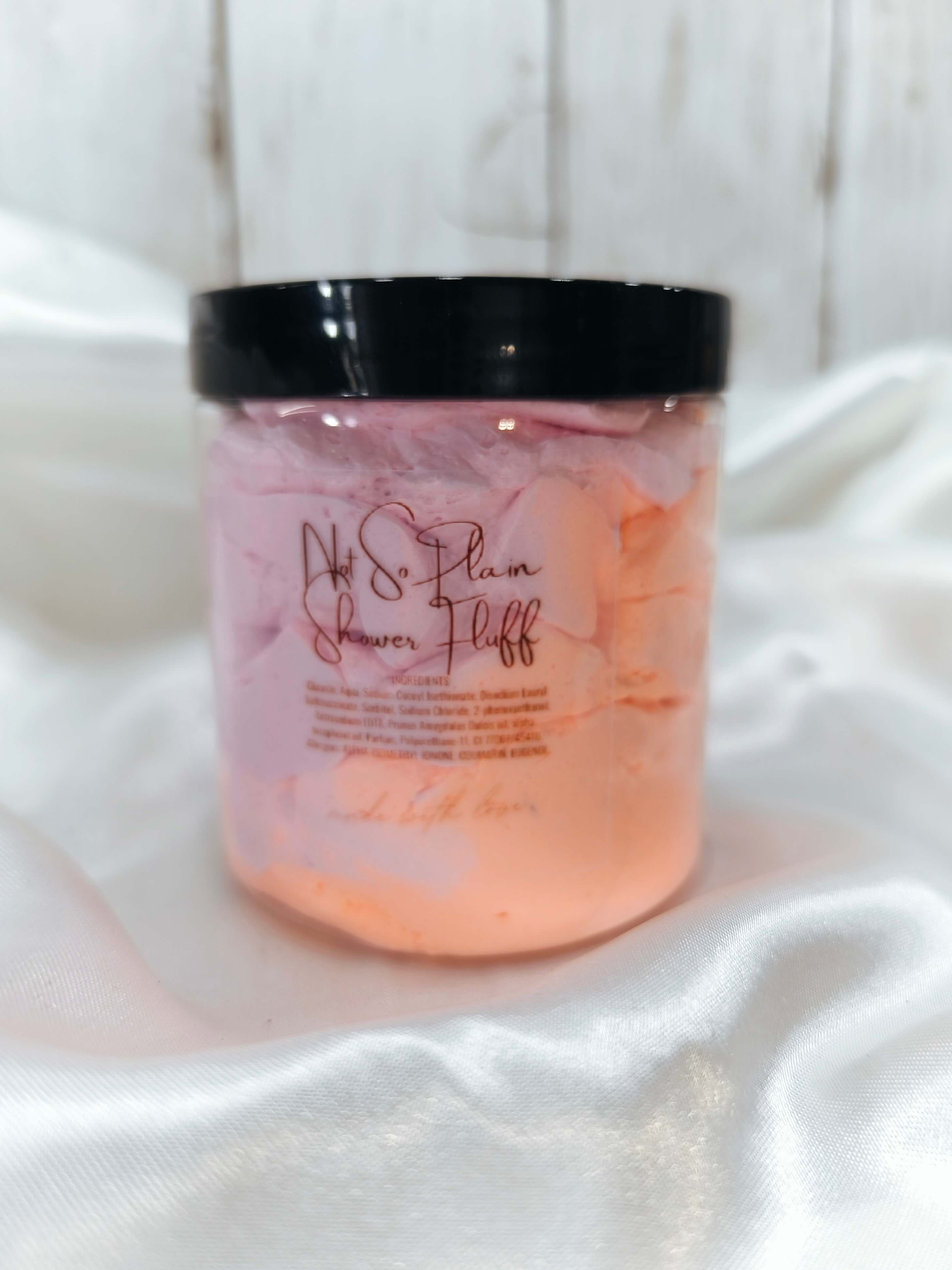 SAVON DE DOUCHE FOUETTE - PAS SI ORDINAIRE - NOT SO PLAIN - PARFUM GOURMANT - 150G