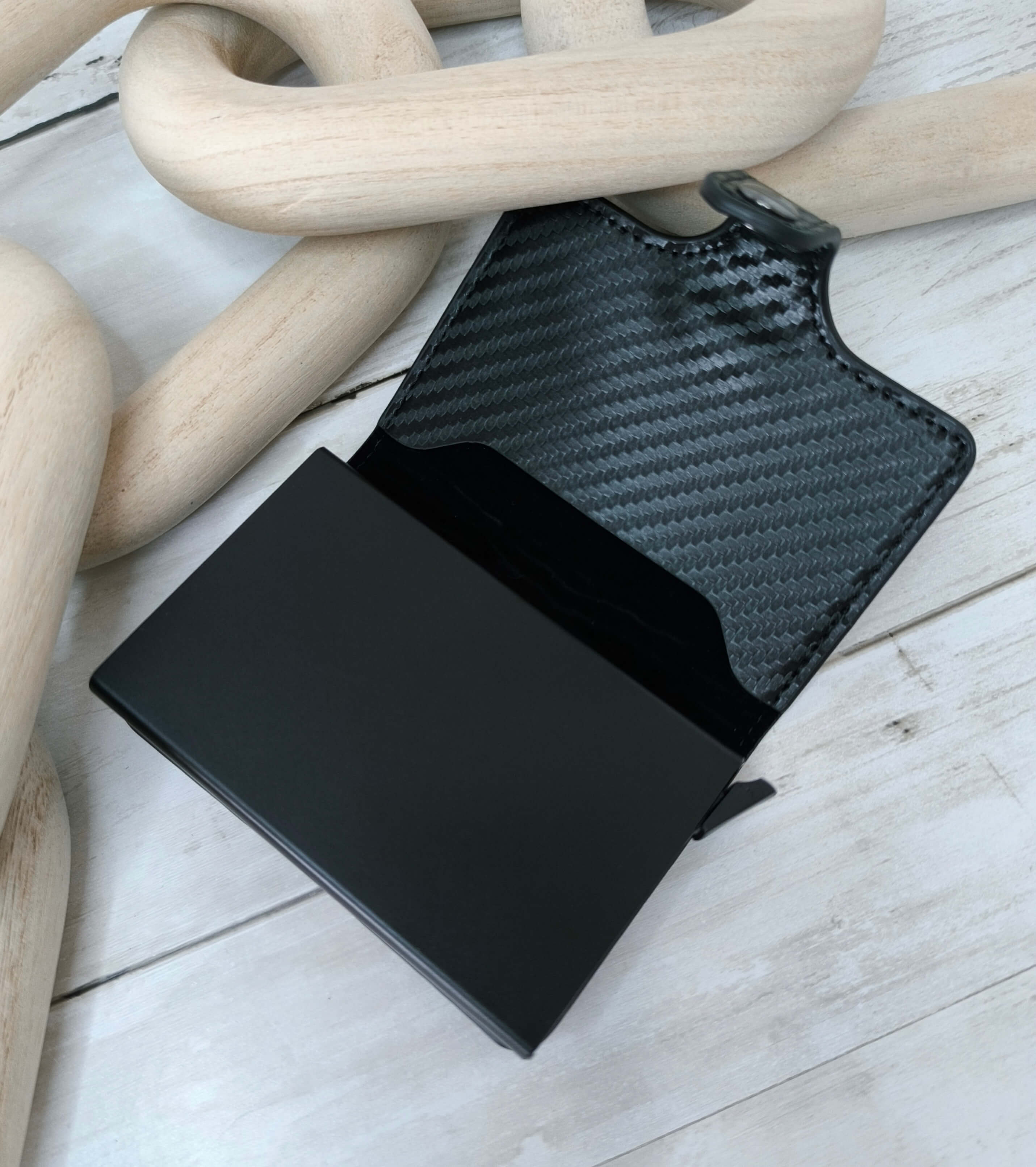 PORTE CARTES NOIR POUR HOMME - IMITATION CARBONNE - ELEGANT & COMPACTE