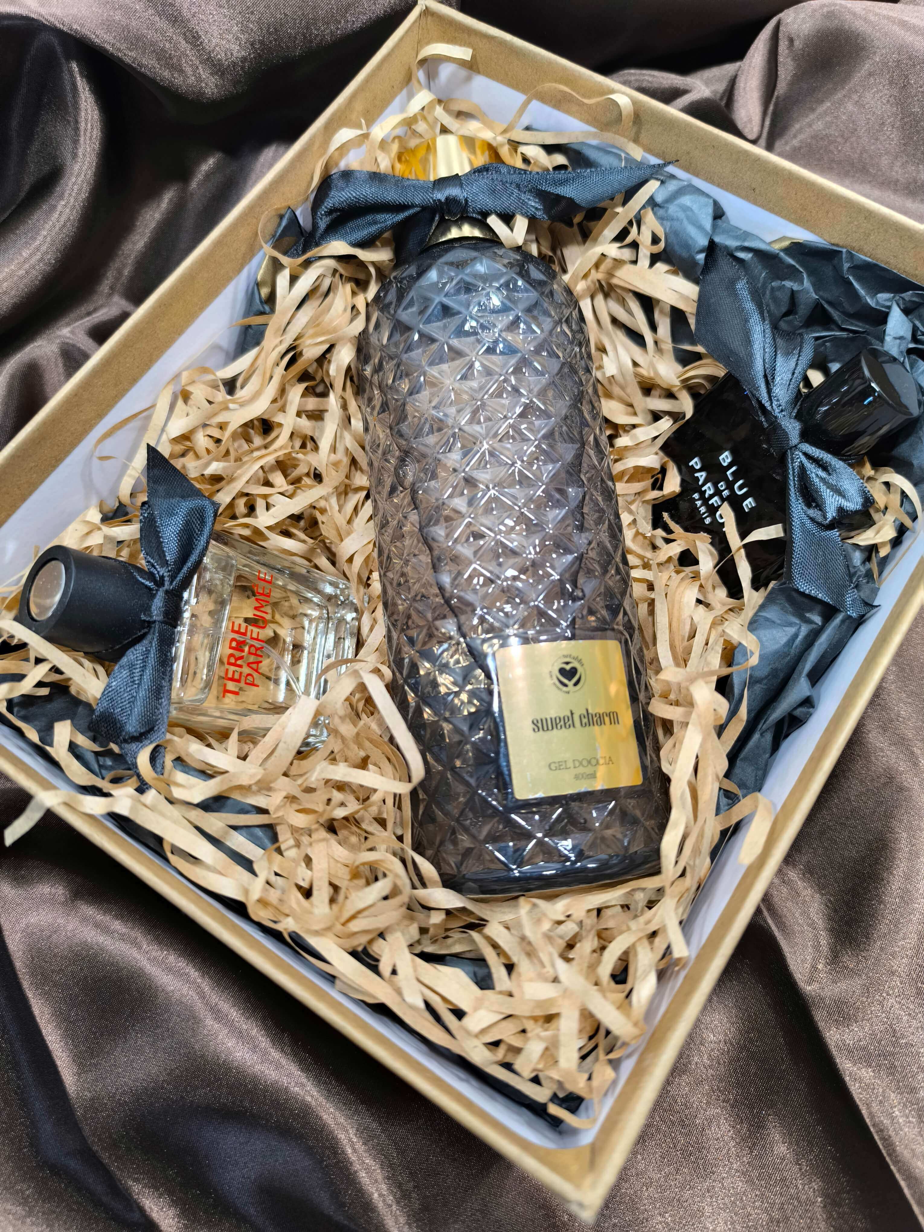 COFFRET CADEAU HOMME - GEL DOUCHE LUXE & DEUX PARFUMS ELEGANTS 30ML