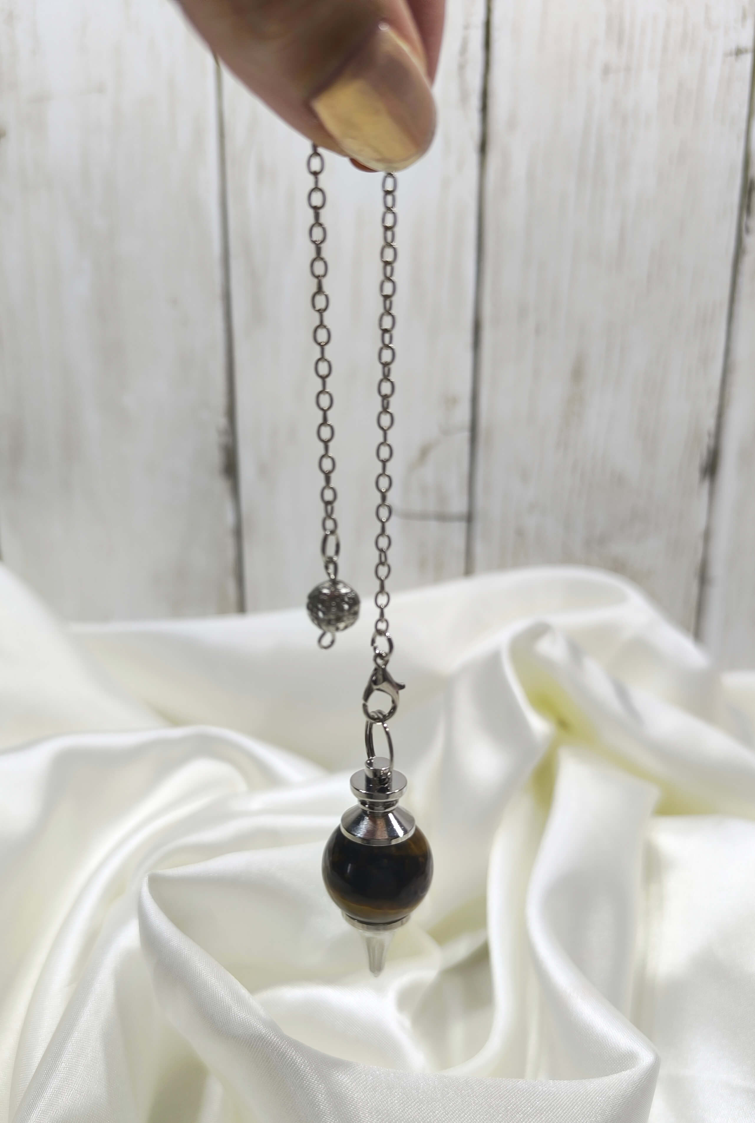 PENDULE DIVINATOIRE - OEIL DE TIGRE - PROTECTION & CONFIANCE INTERIEUR