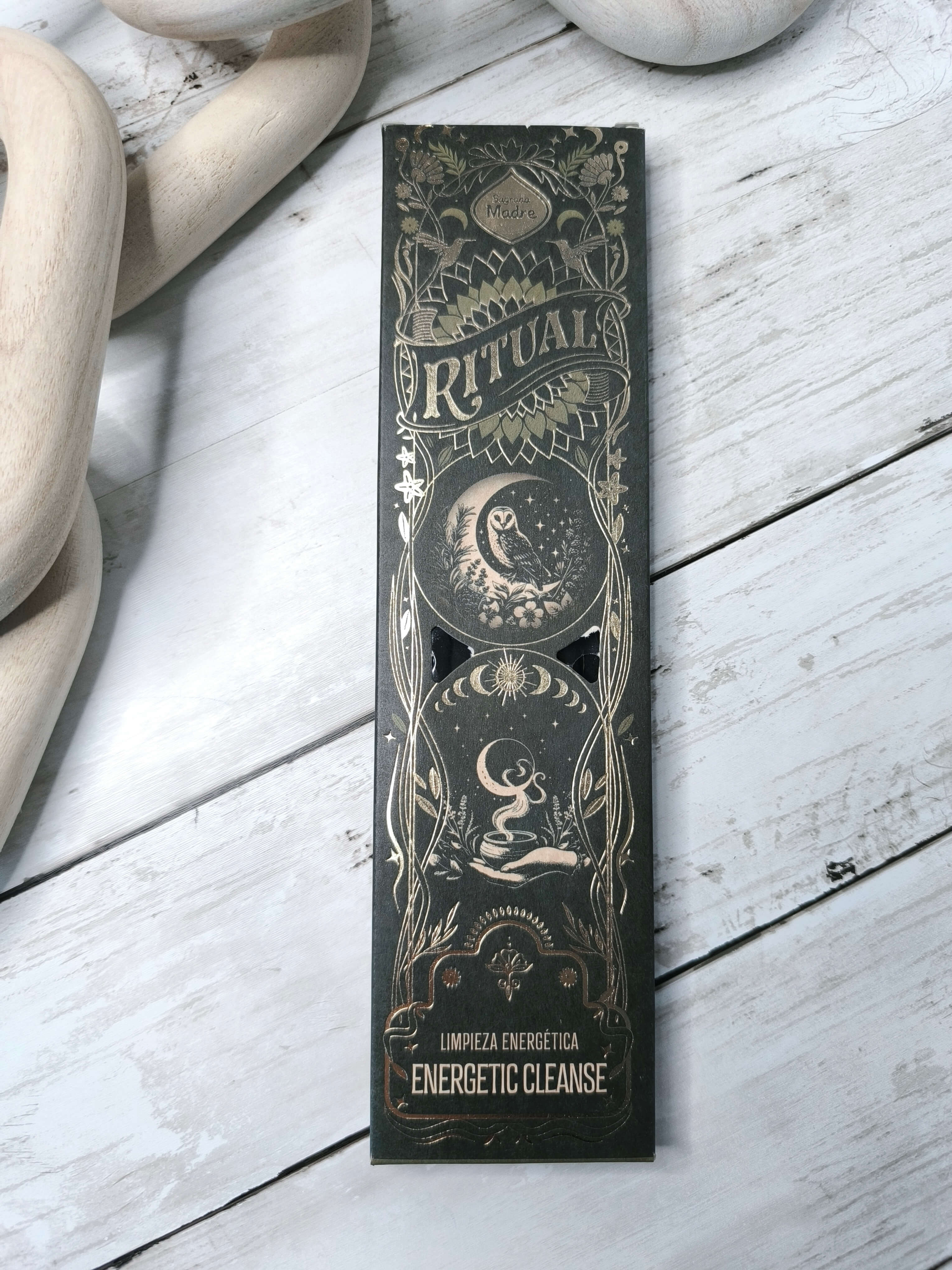 ENCENS RITUEL - NETTOYAGE ENERGETIQUE - BOITE DE 6 BATONNETS ARTISANAUX