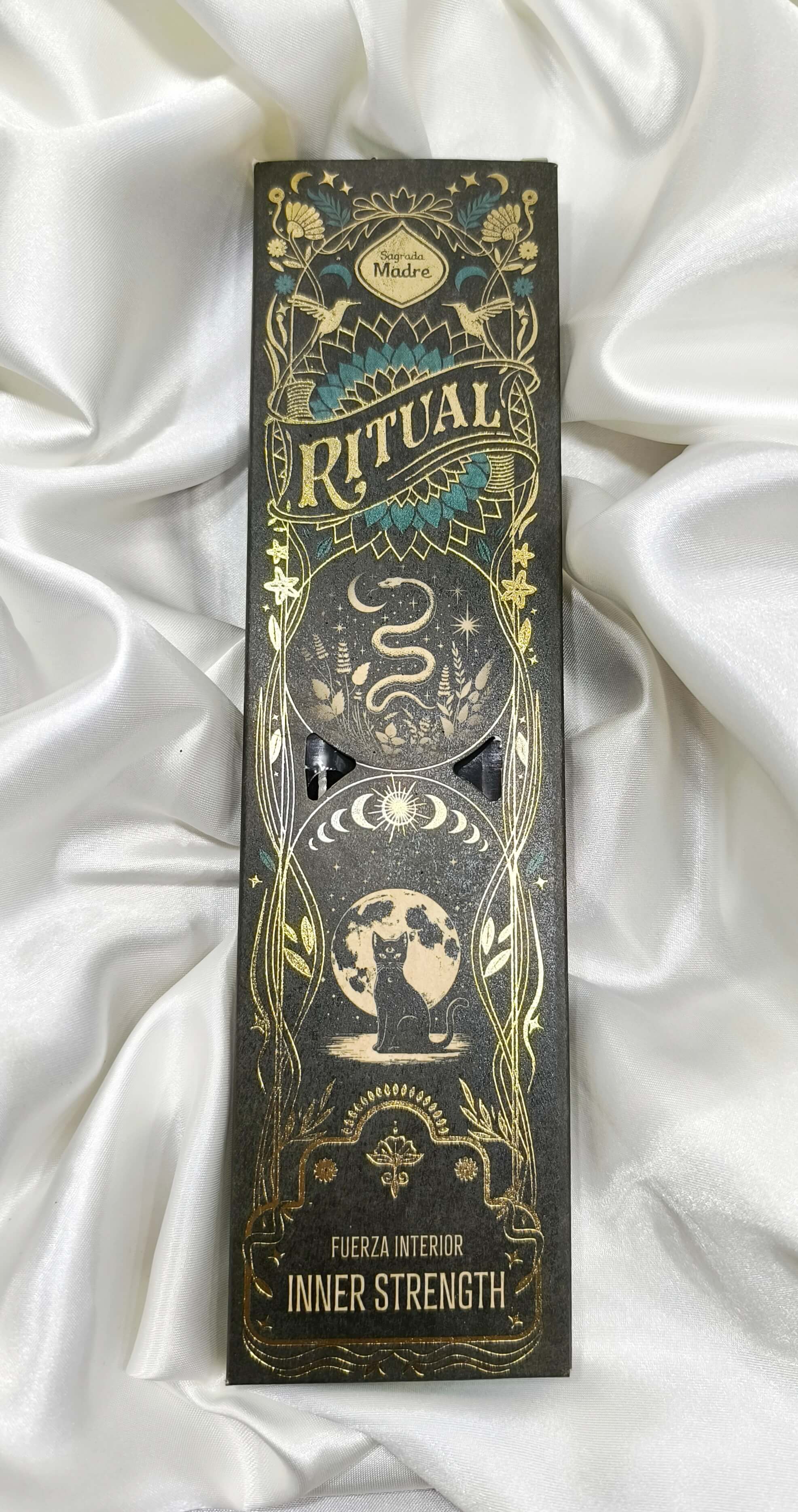 ENCENS RITUEL DE FORCE INTERIEUR - BOIS DE SANTAL & ROSES - BOITE DE 6 BATONNETS ARTISANAUX