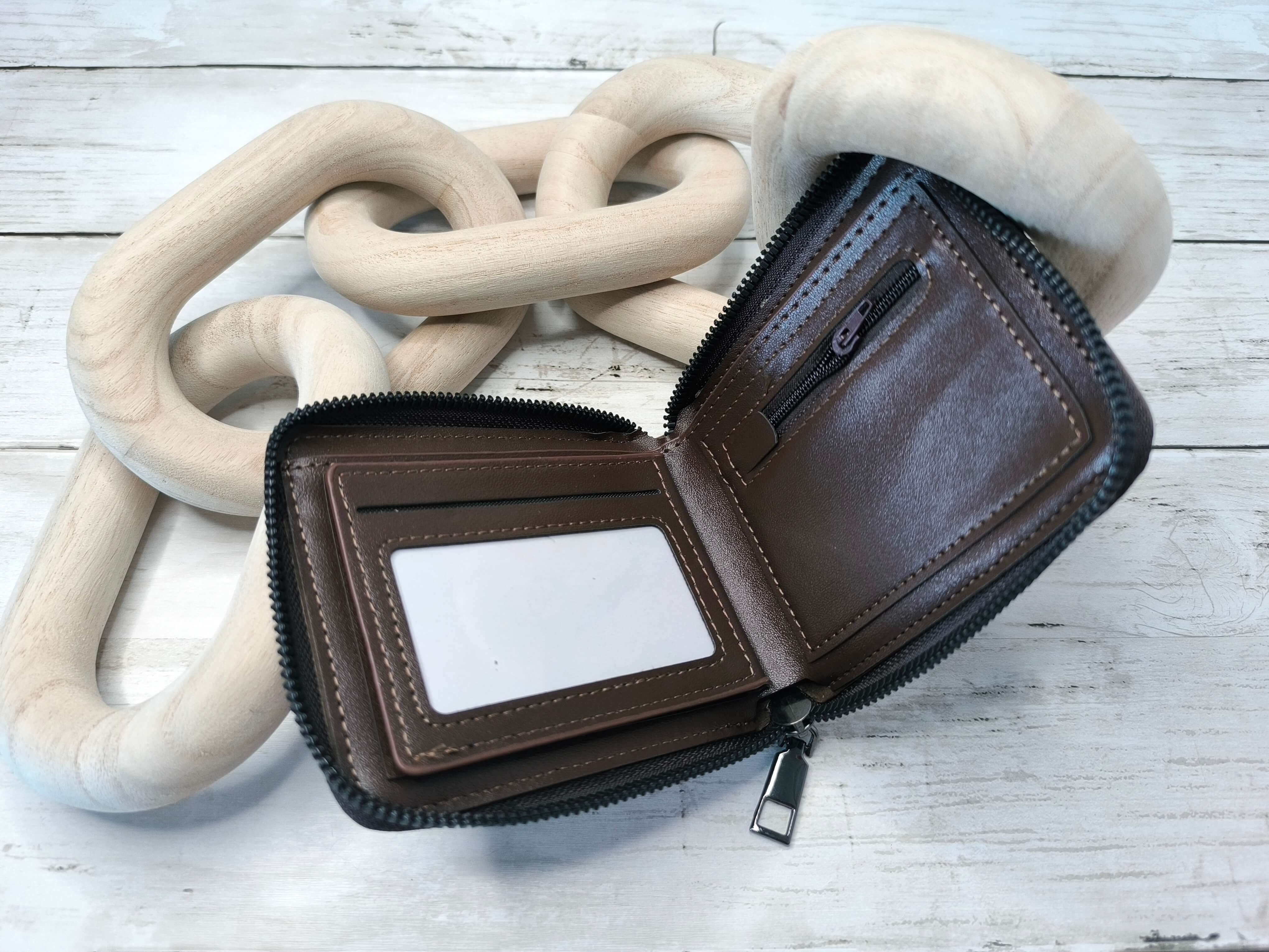 Porte feuille Homme Marron – Compact, Élégant & Fonctionnel