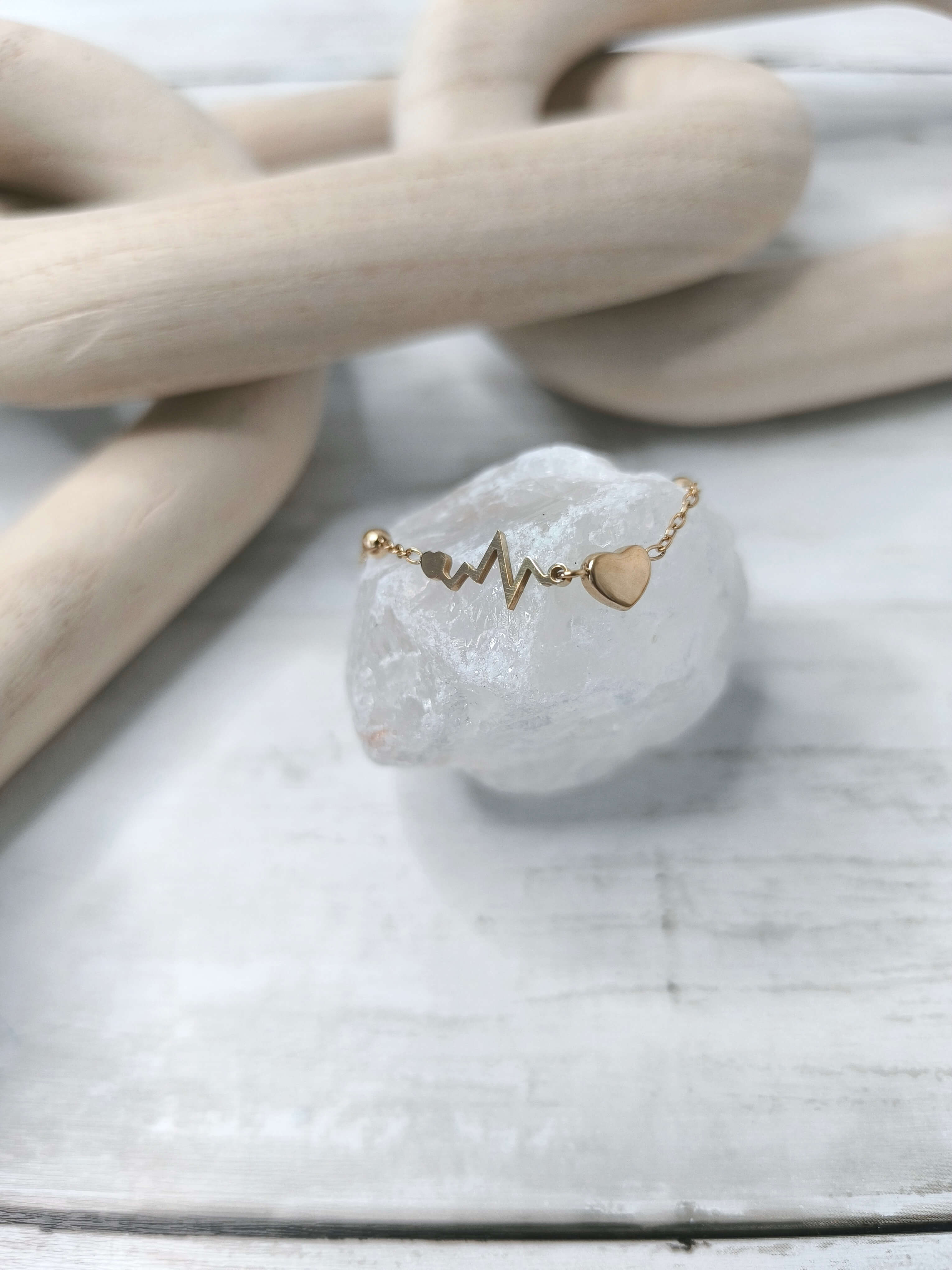 CHAINE DE CHEVILLE FEMME - DOREE - MOTIF ELECTROCARDIOGRAMME EN ACIER INOXYDABLE