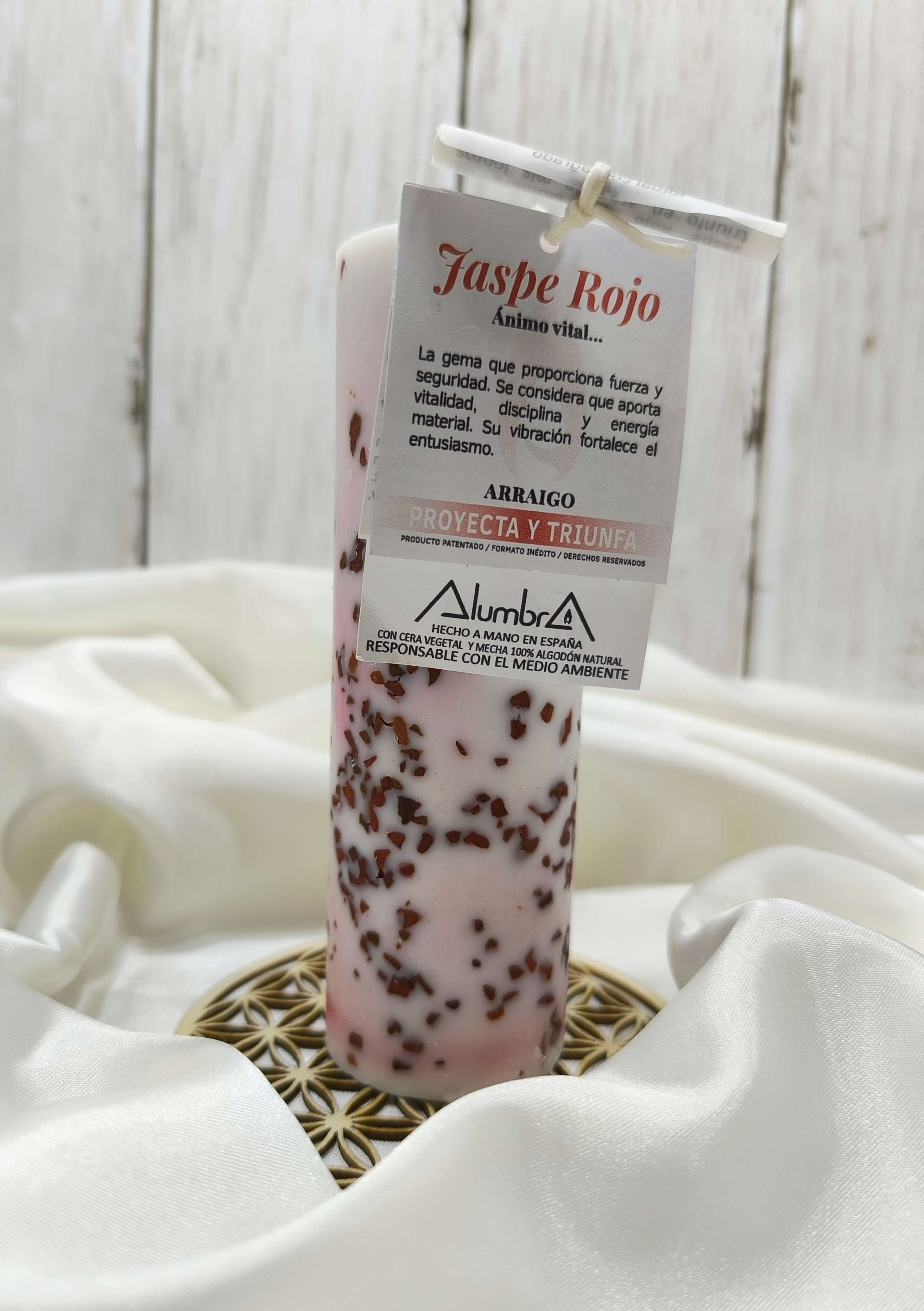 BOUGIE ARTISANALE AU JASPE ROUGE - VITALITE & TRIOMPHE