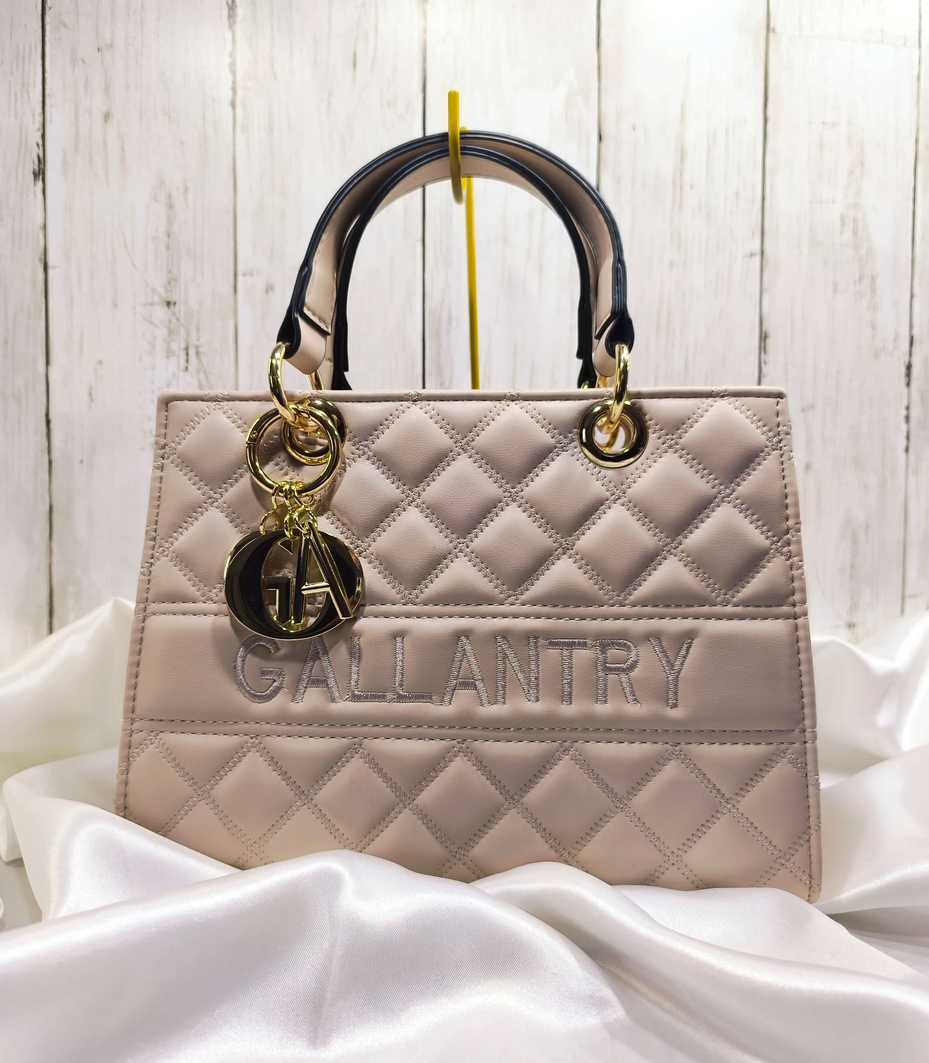 SAC A MAIN MATELASSE - GALLANTRY - ELEGANT & POLYVALENT
