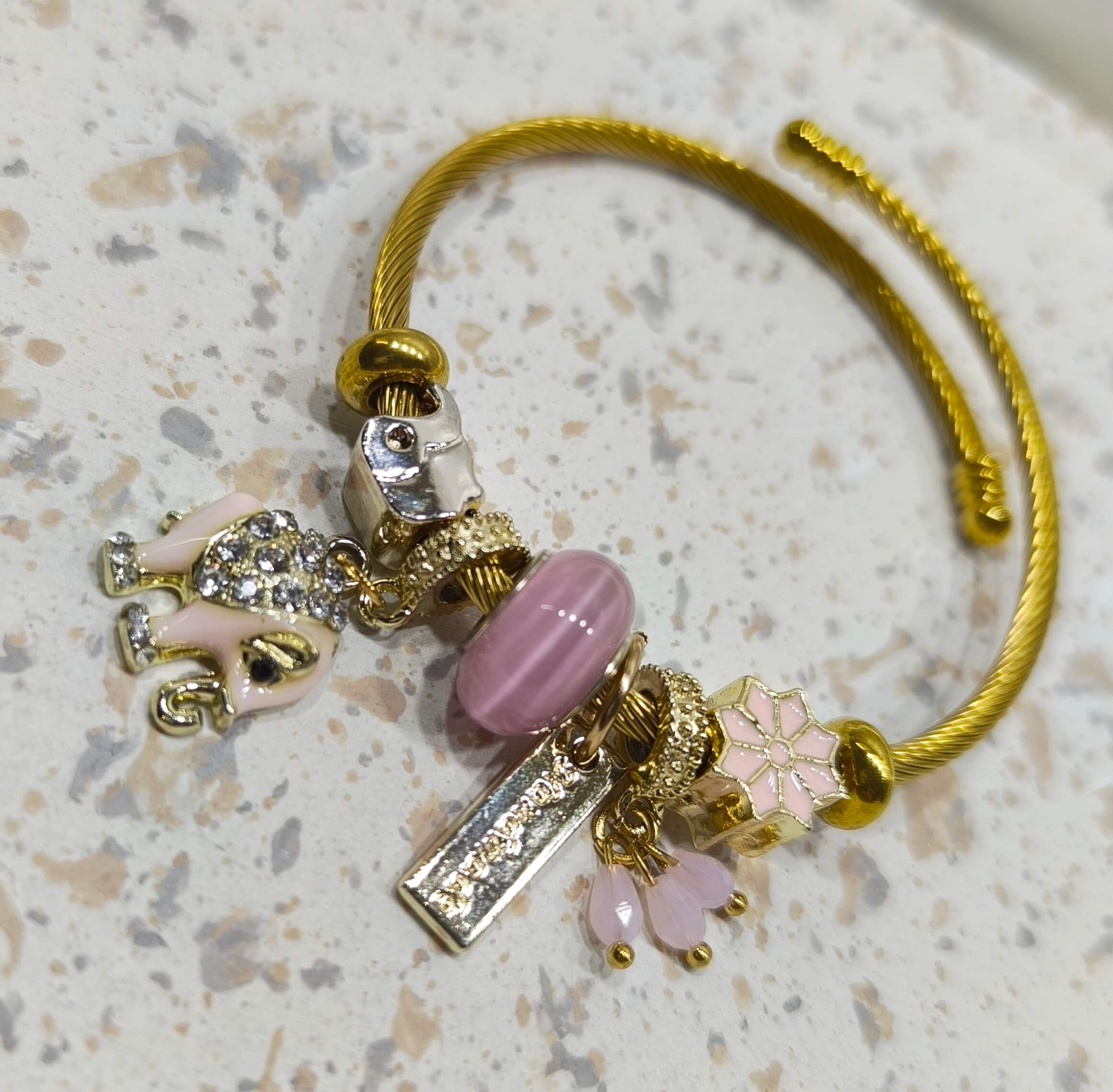 BRACELET FEMME - BRELOQUE - EN ACIER INOXYDABLE - PENDENTIF ELEPHANT & CHARMS DECORATIFS