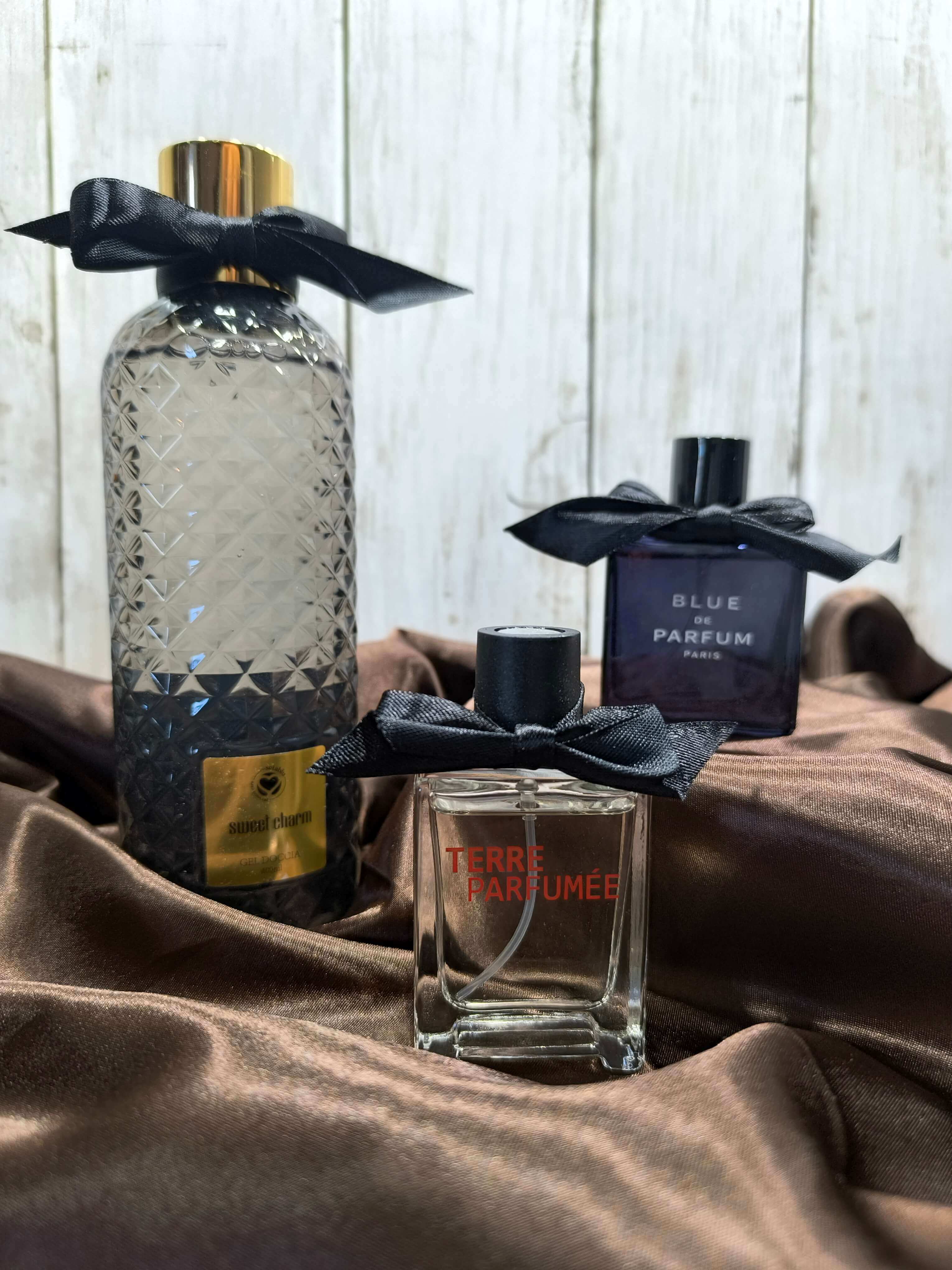COFFRET CADEAU HOMME - GEL DOUCHE LUXE & DEUX PARFUMS ELEGANTS 30ML
