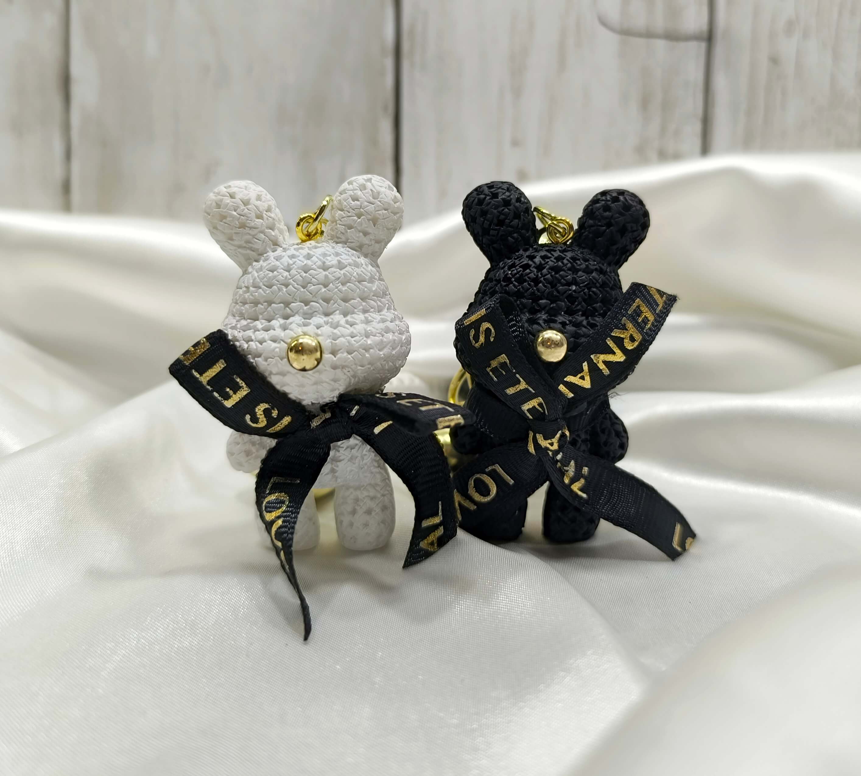 PORTE CLES - LAPIN - EN RESINE - MIGNON & LEGER - COLORIES AU CHOIX