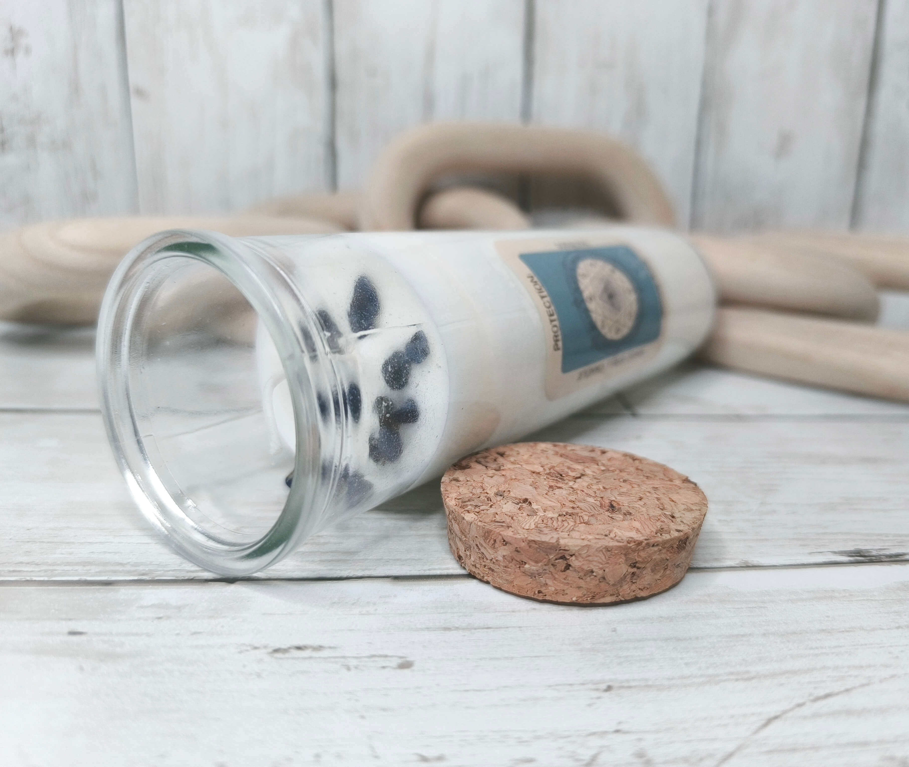 BOUGIE MAGIQUE DE PROTECTION - SODALITE, SANG DE DRAGON & CIRE DE SOJA