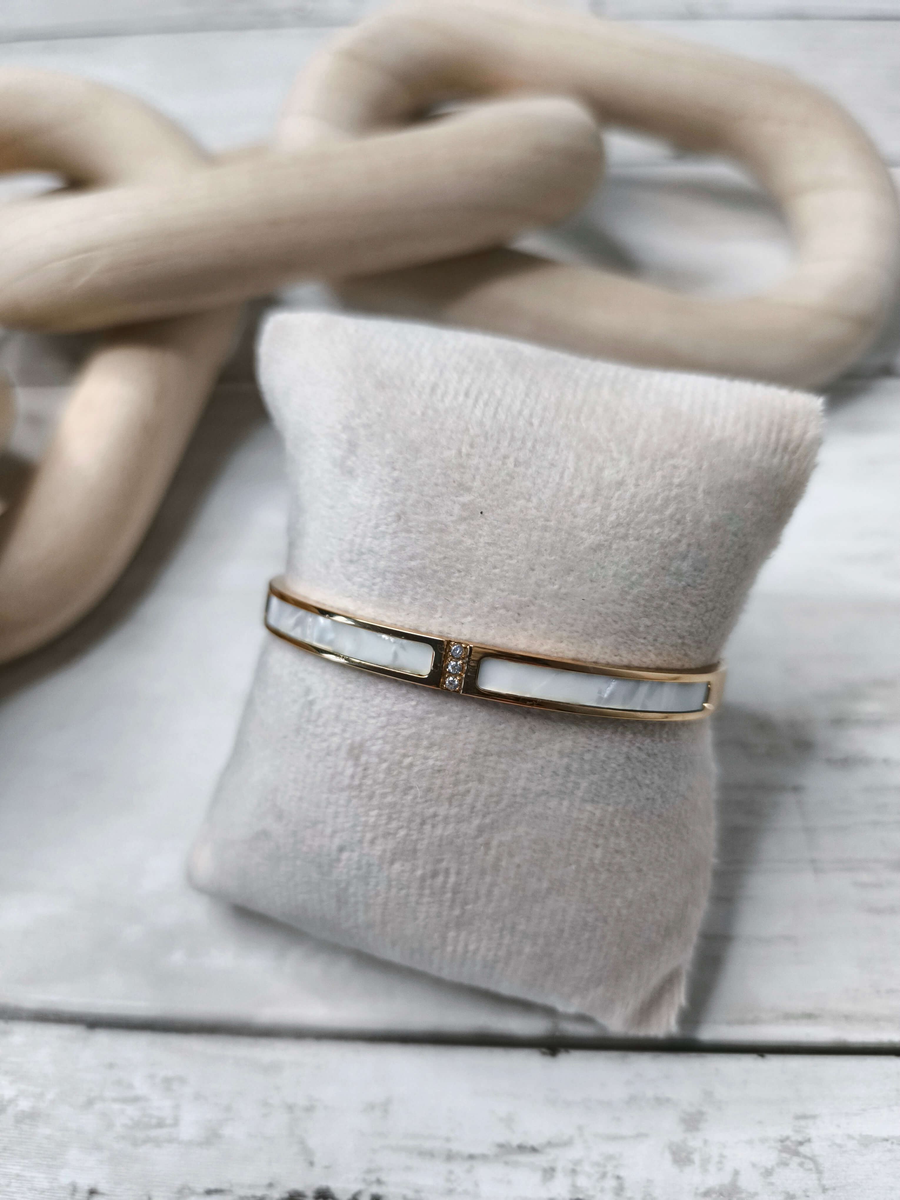 BRACELET FEMME - DORE - COQUILLAGES ORMEAUX NACRE - ACIER INOXYDABLE & TITANE