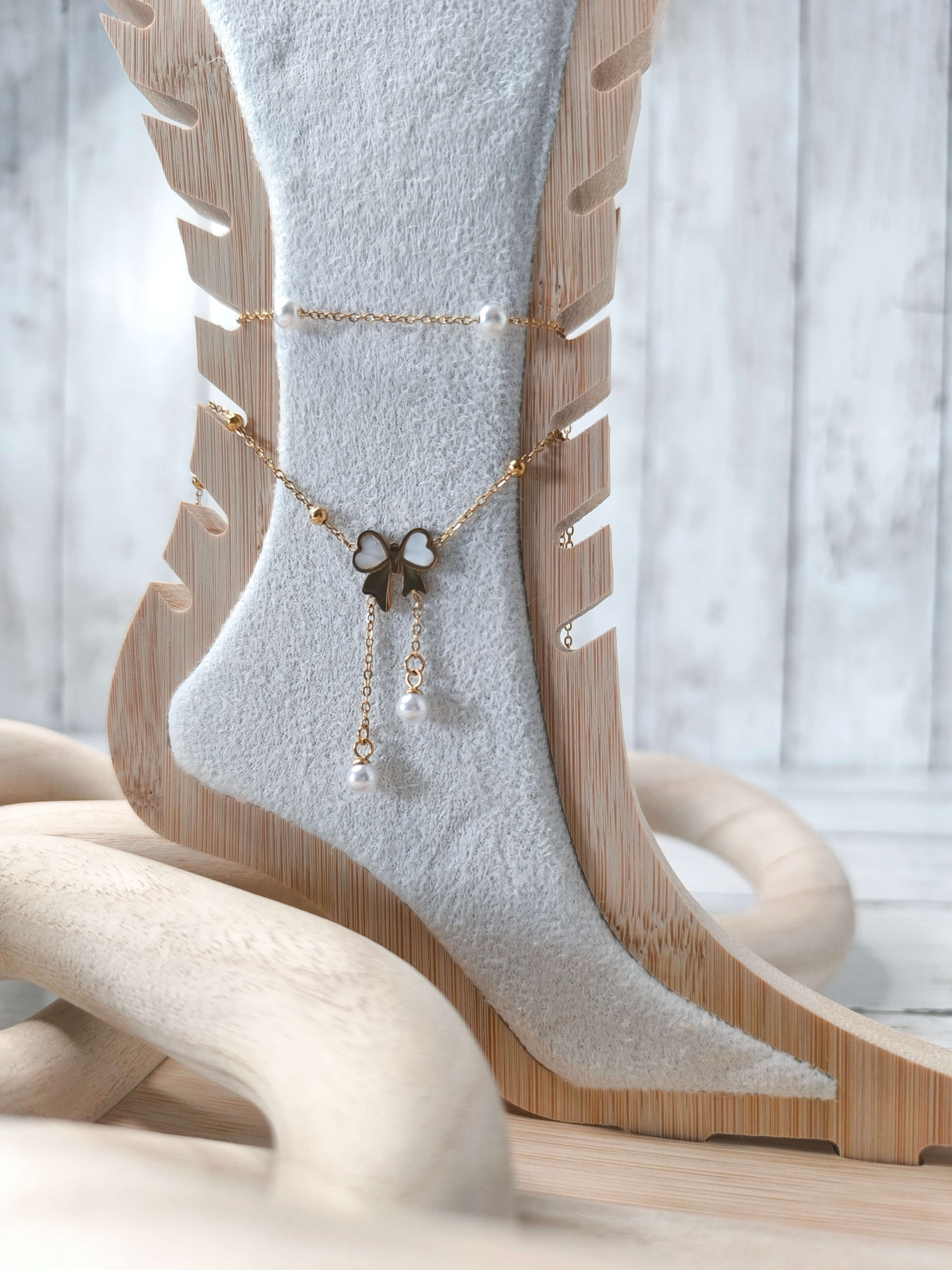 CHAINE DE CHEVILLE FEMME - DOREE - NOEUD EN ACIER INOXYDABLE