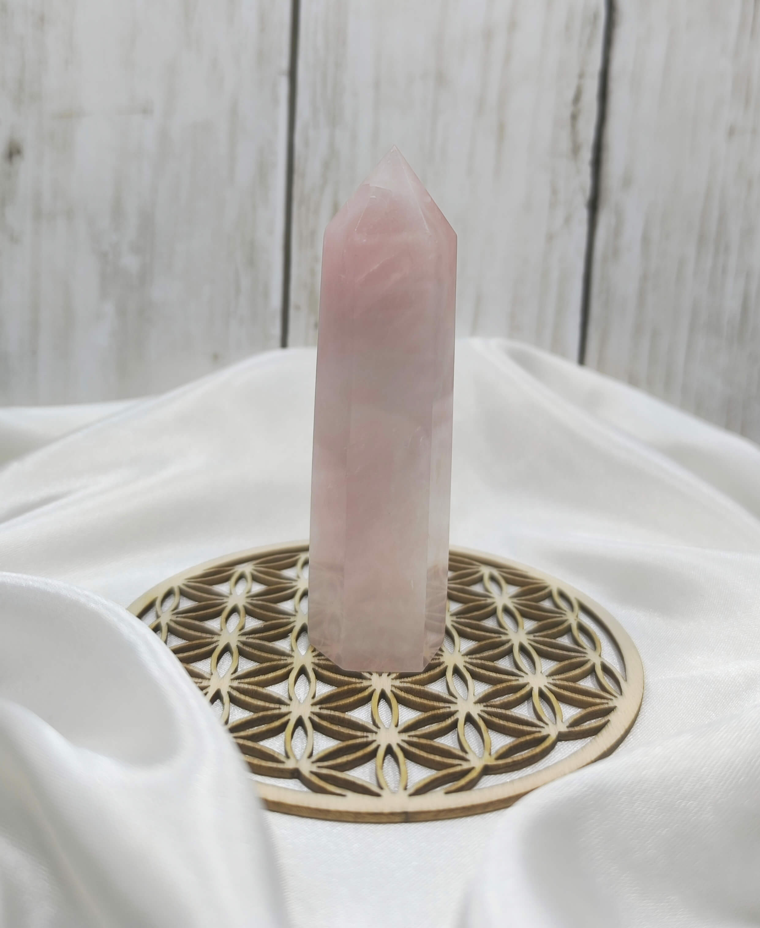 QUARTZ ROSE - NATUREL POLI - POINTE DE MEDITATION - PIERRE DE L'AMOUR UNIVERSEL