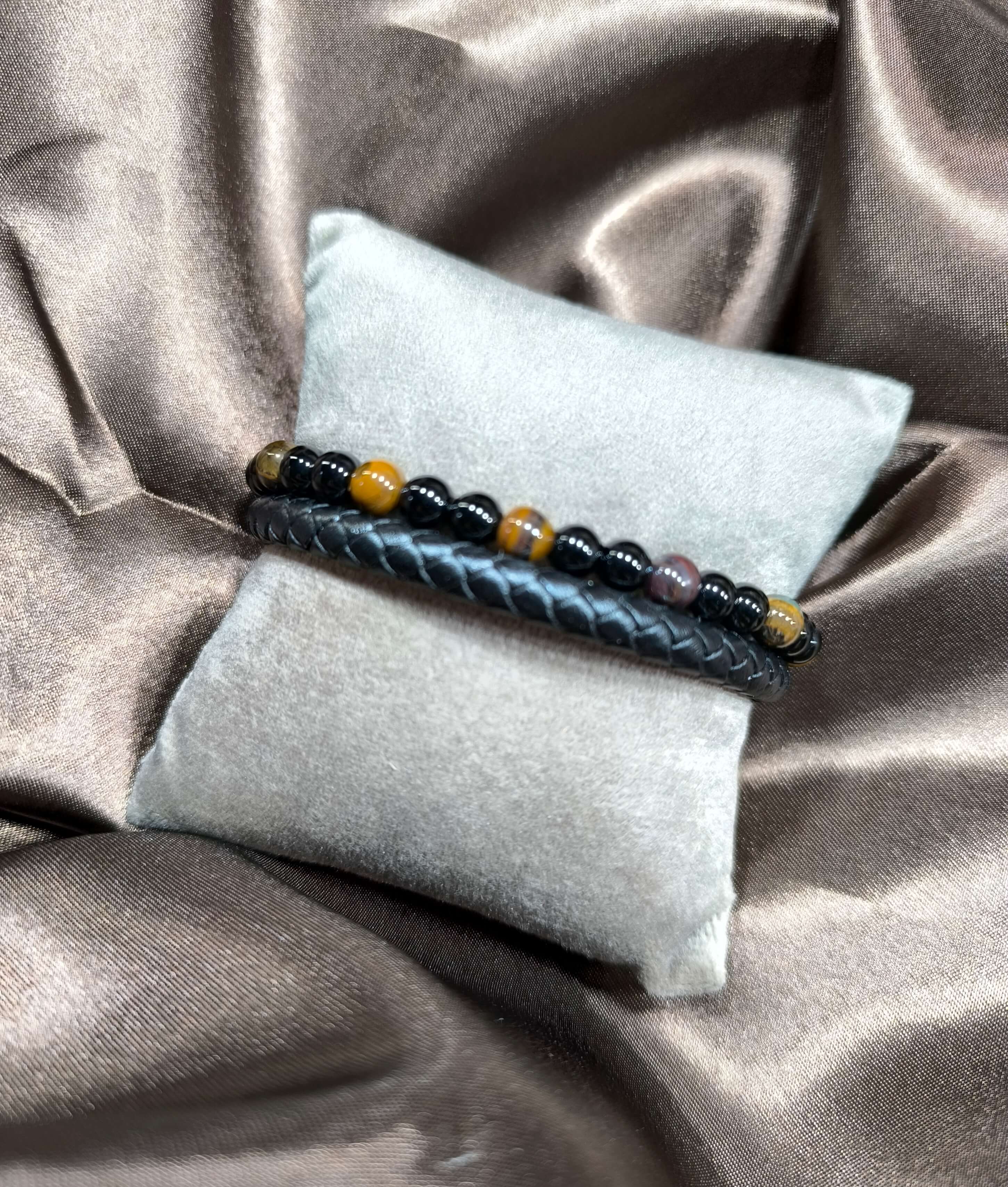 BRACELET HOMME - EN PIERRE NATURELLE - OEIL DE TIGRE - CORDE NOIR TRESSEE - 21 CM