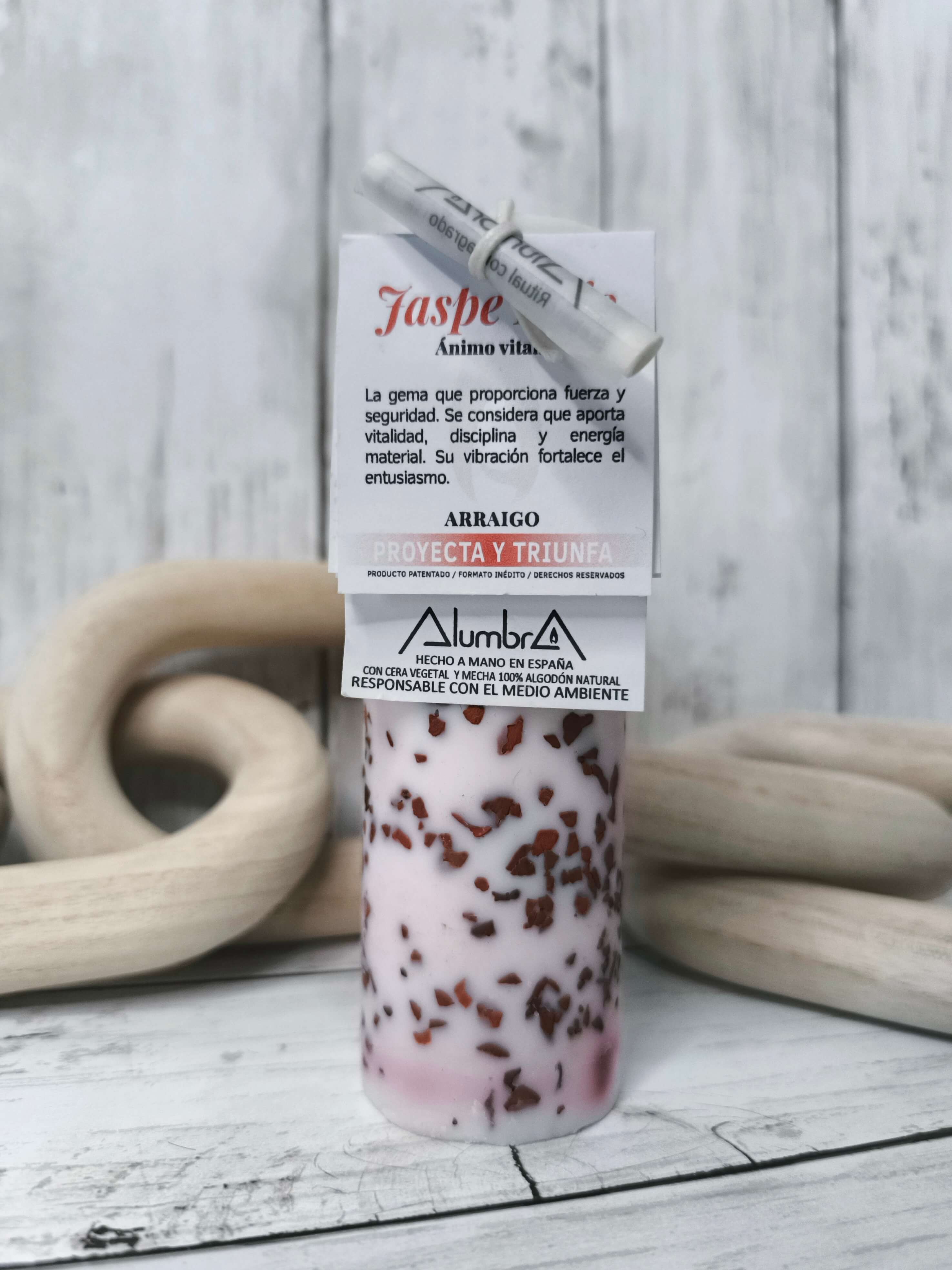 BOUGIE ARTISANALE AU JASPE ROUGE - VITALITE & TRIOMPHE